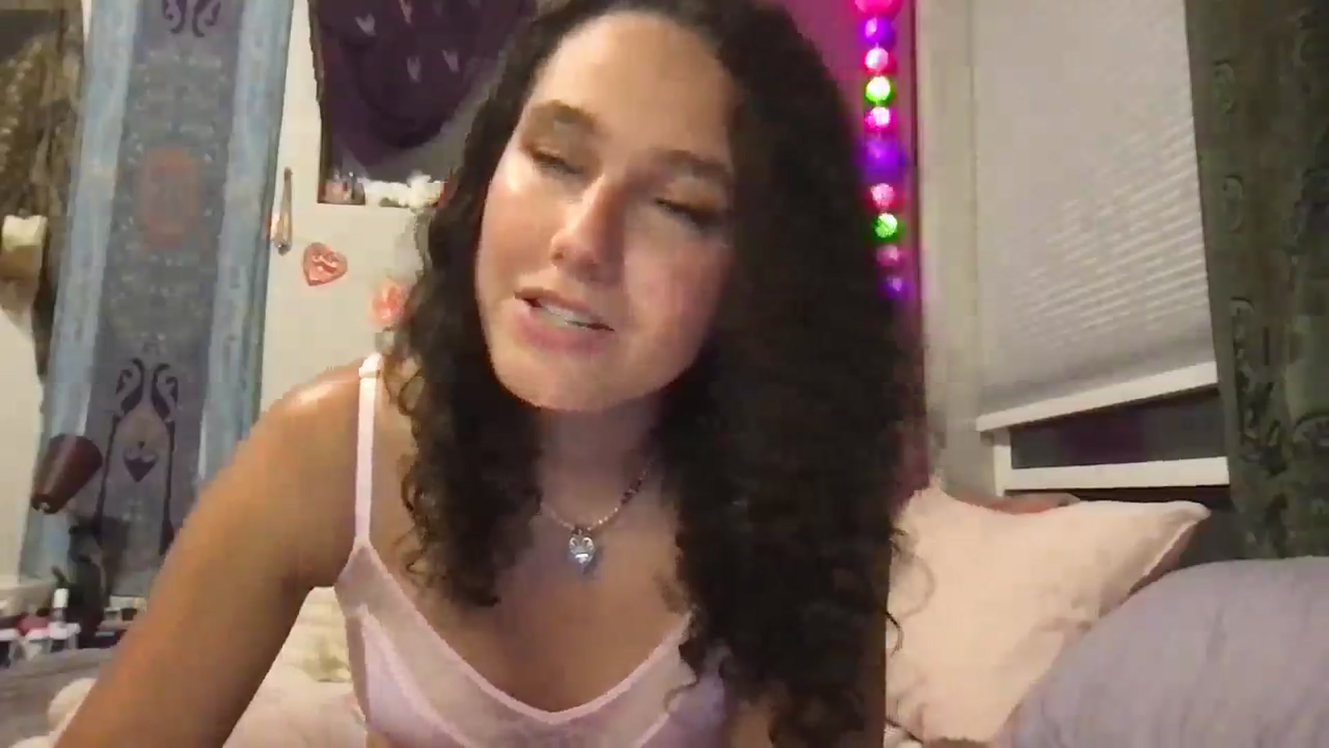 Gallery image thumbnail from lilyypop's myfreecams stream on, 07/17/2025, 11:08 image 20 of 20