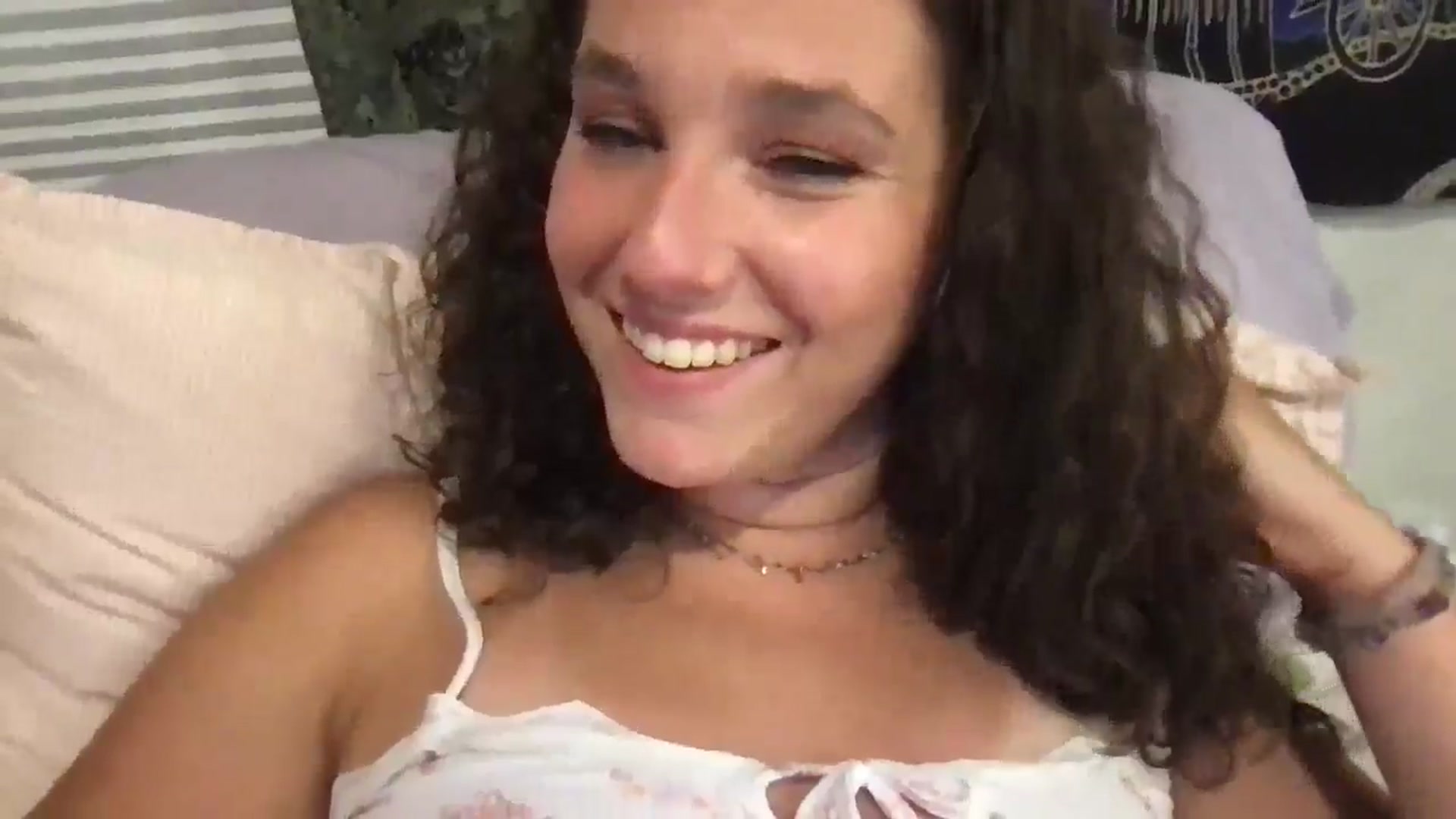 Gallery image thumbnail from lilyypop's myfreecams stream on, 07/21/2025, 11:11 image 4 of 20