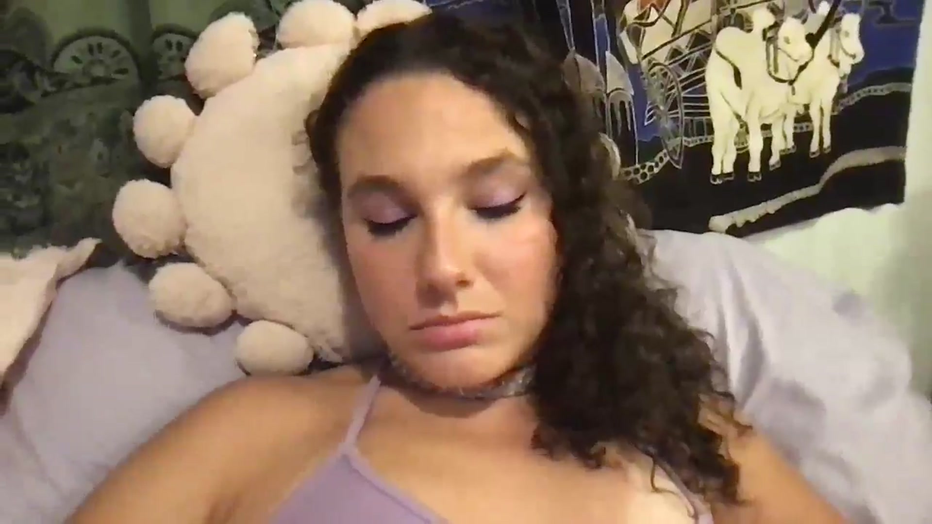 Gallery image thumbnail from lilyypop's myfreecams stream on, 07/26/2025, 13:54 image 9 of 20