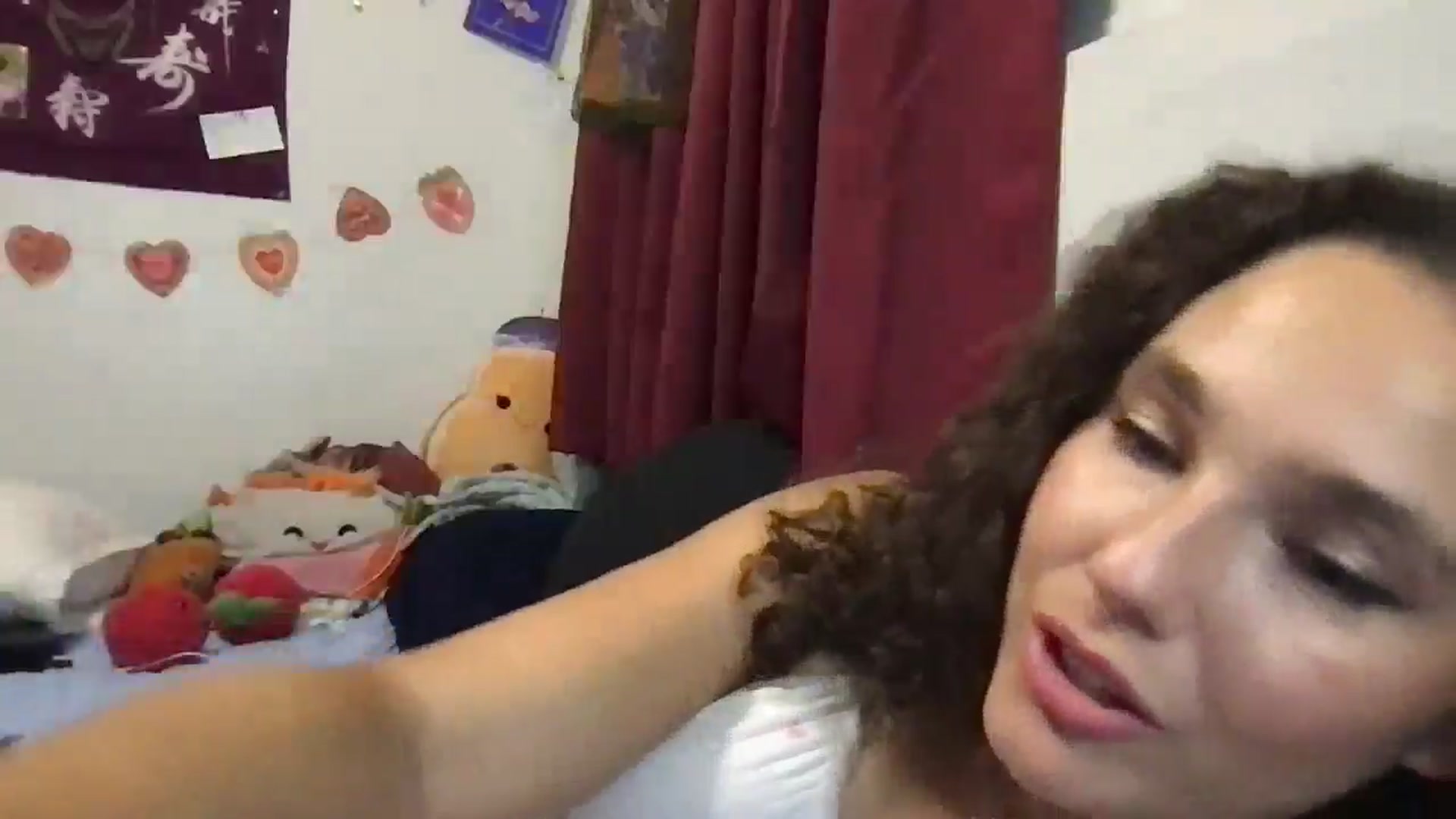 Gallery image thumbnail from lilyypop's myfreecams stream on, 09/07/2025, 12:53 image 4 of 20