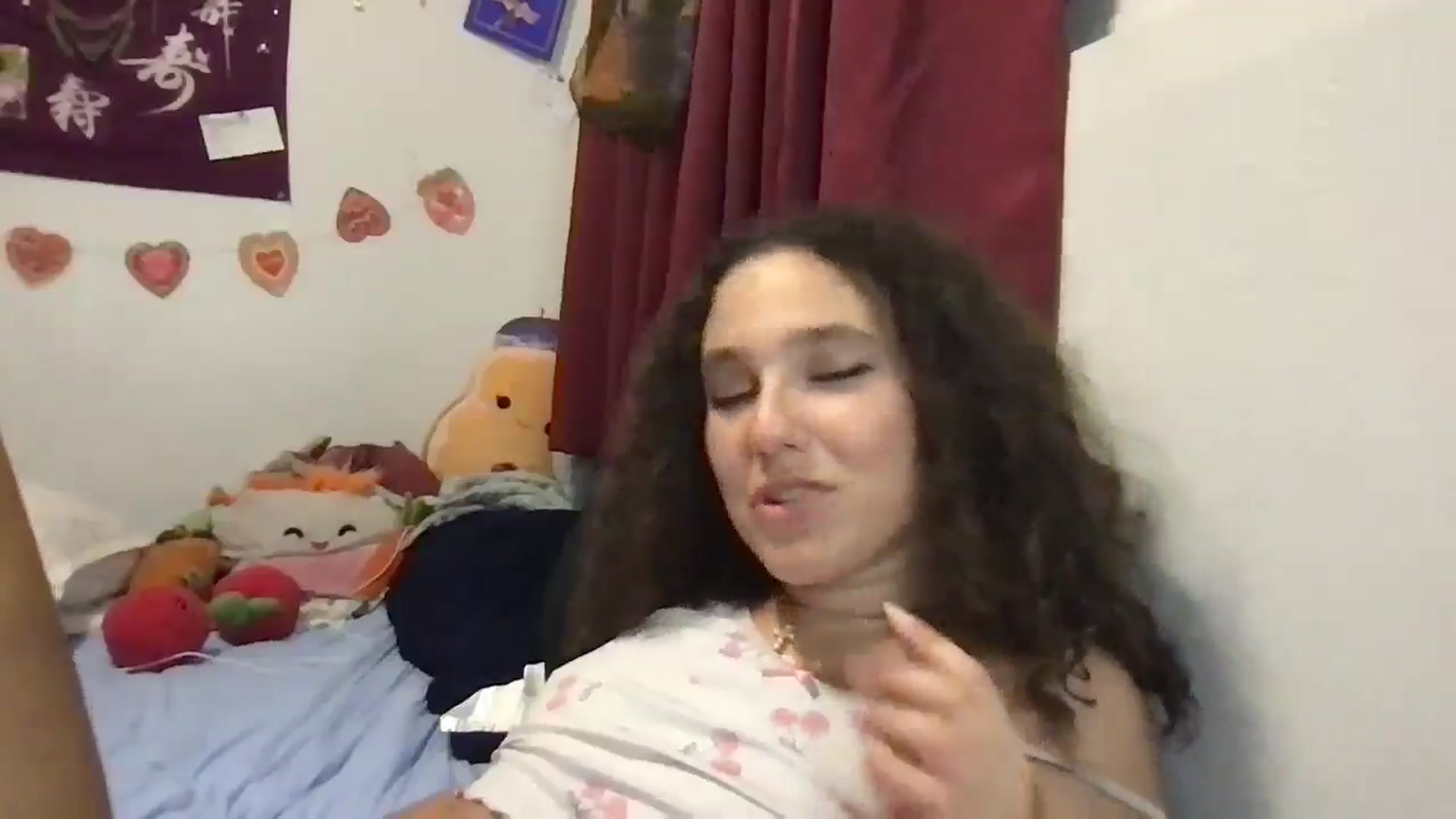 Gallery image thumbnail from lilyypop's myfreecams stream on, 09/07/2025, 12:53 image 2 of 20