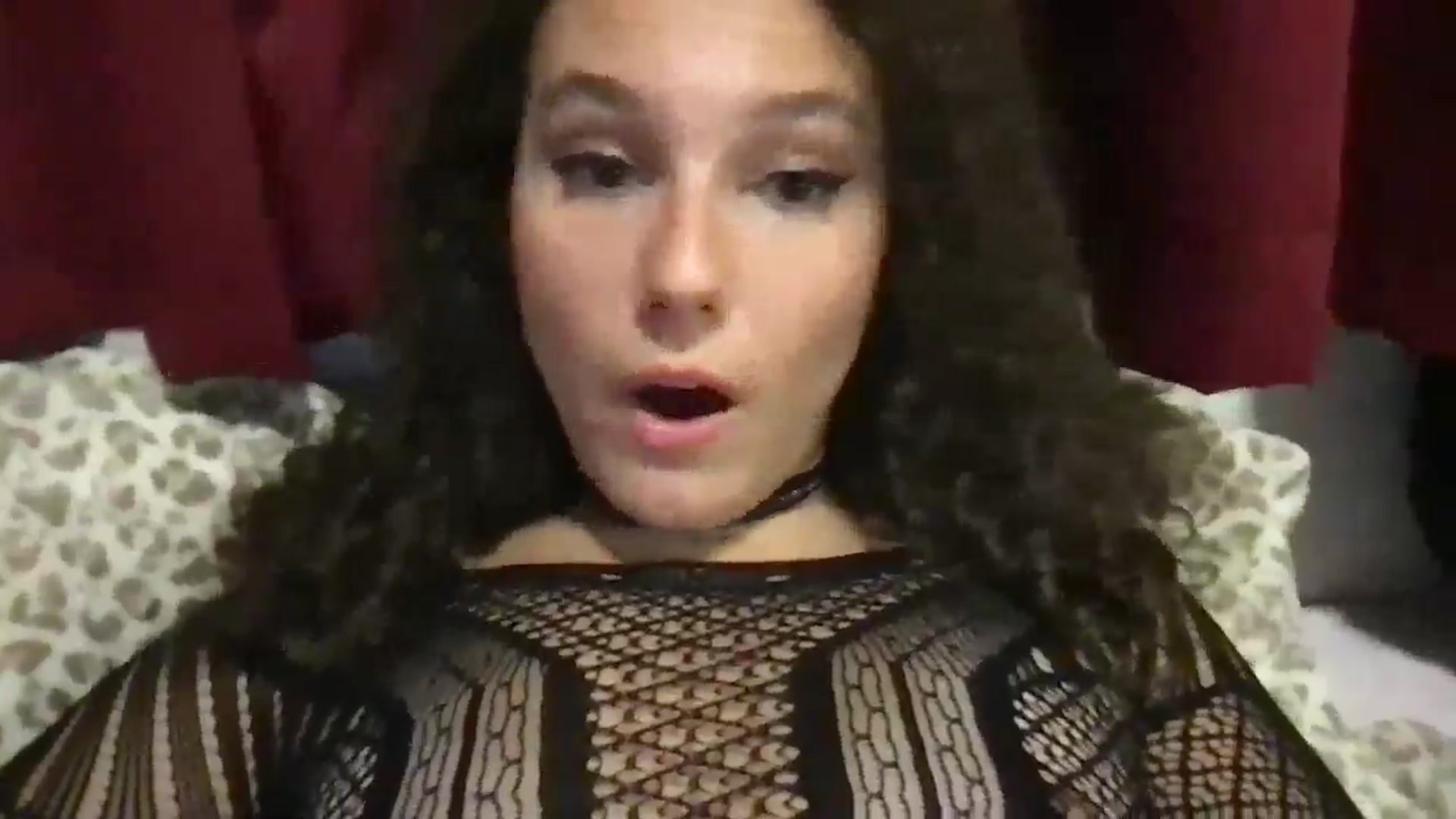 Gallery image thumbnail from lilyypop's myfreecams stream on, 10/19/2025, 08:39 image 15 of 20