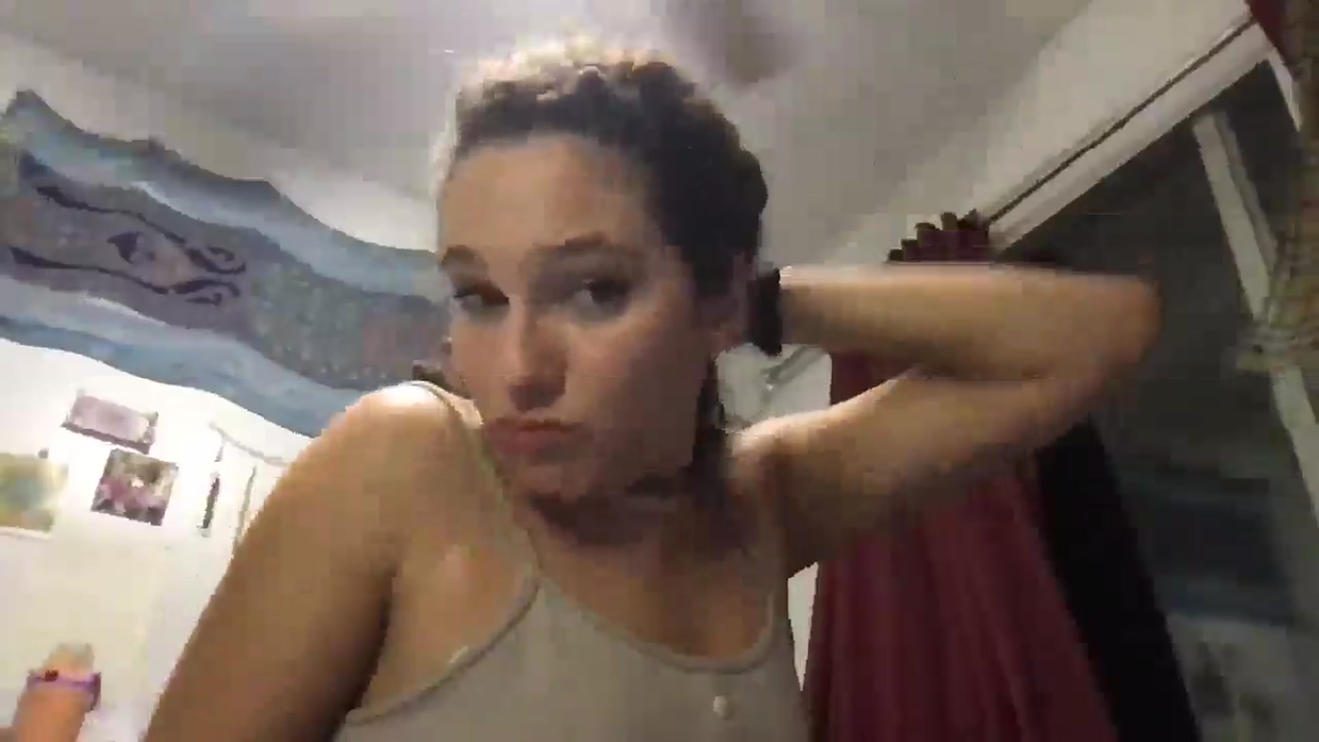 Gallery image thumbnail from lilyypop's myfreecams stream on, 11/17/2025, 13:39 image 18 of 20