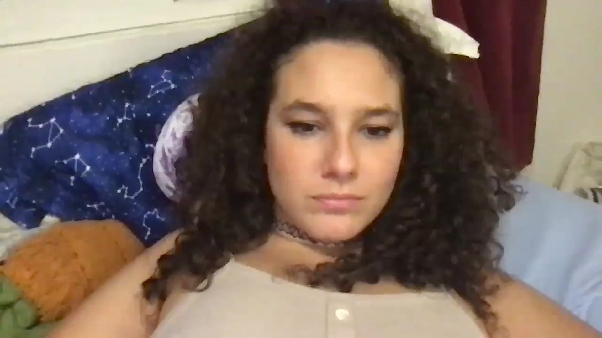 Gallery image thumbnail from lilyypop's myfreecams stream on, 11/17/2025, 13:39 image 9 of 20