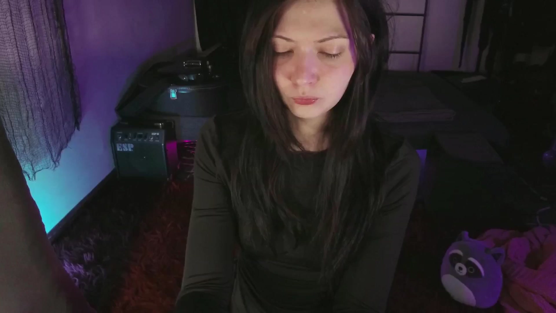 Gallery image thumbnail from limbs4's myfreecams stream on, 06/17/2024, 06:29 image 1 of 20