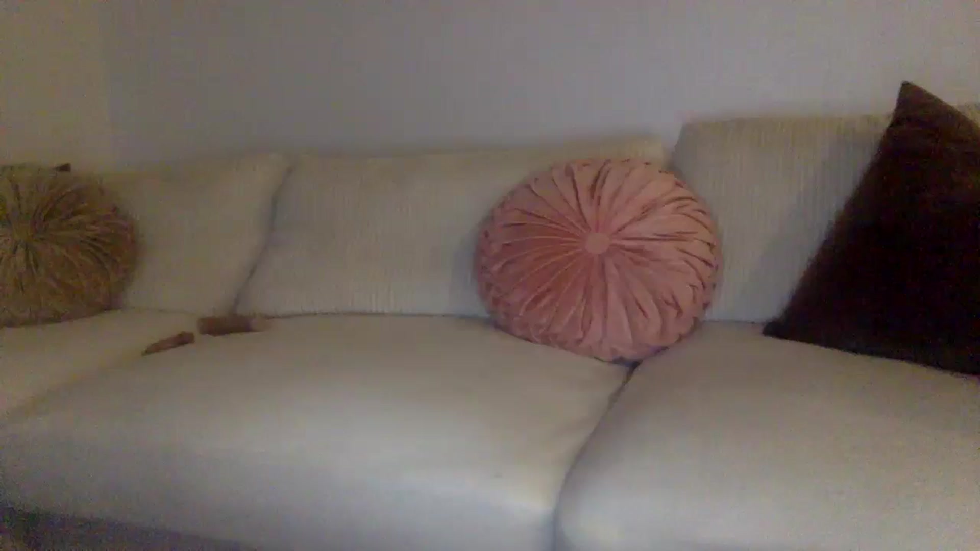 Gallery image thumbnail from lingerieyoga's myfreecams stream on, 07/16/2024, 05:11 image 10 of 20