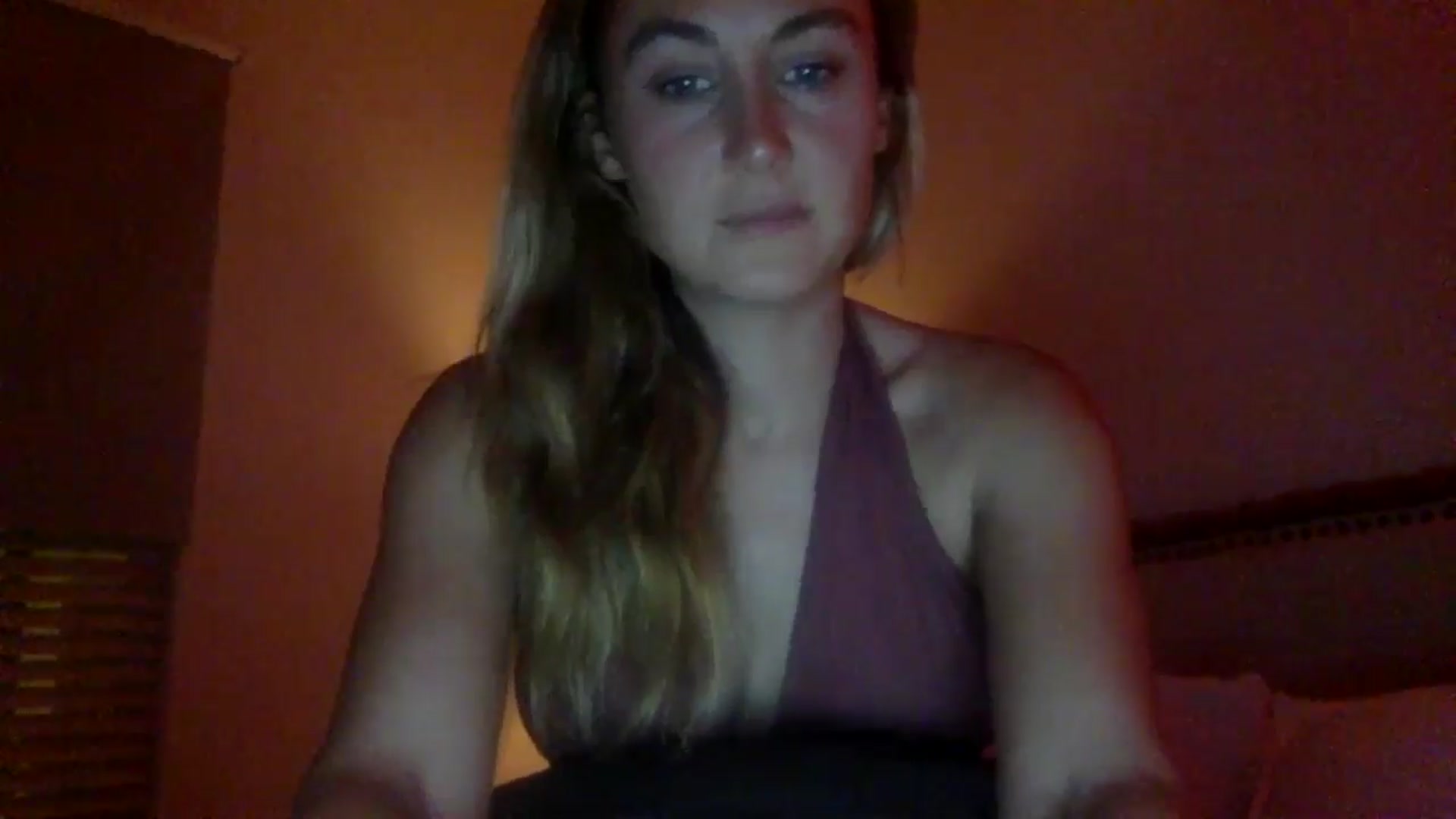 Gallery image thumbnail from lingerieyoga's myfreecams stream on, 07/28/2024, 04:36 image 11 of 20