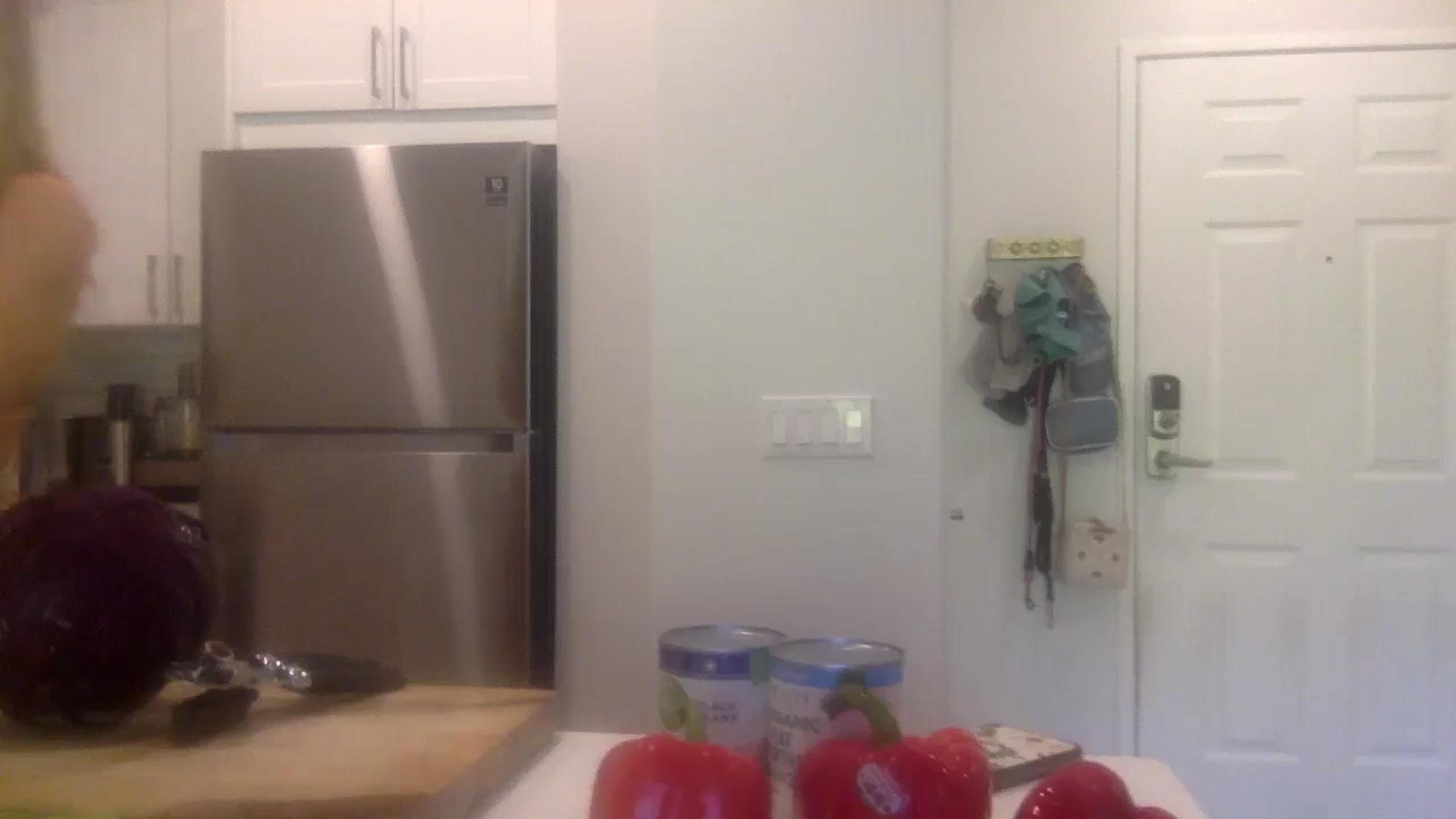 Gallery image thumbnail from lingerieyoga's myfreecams stream on, 08/24/2024, 22:08 image 2 of 20