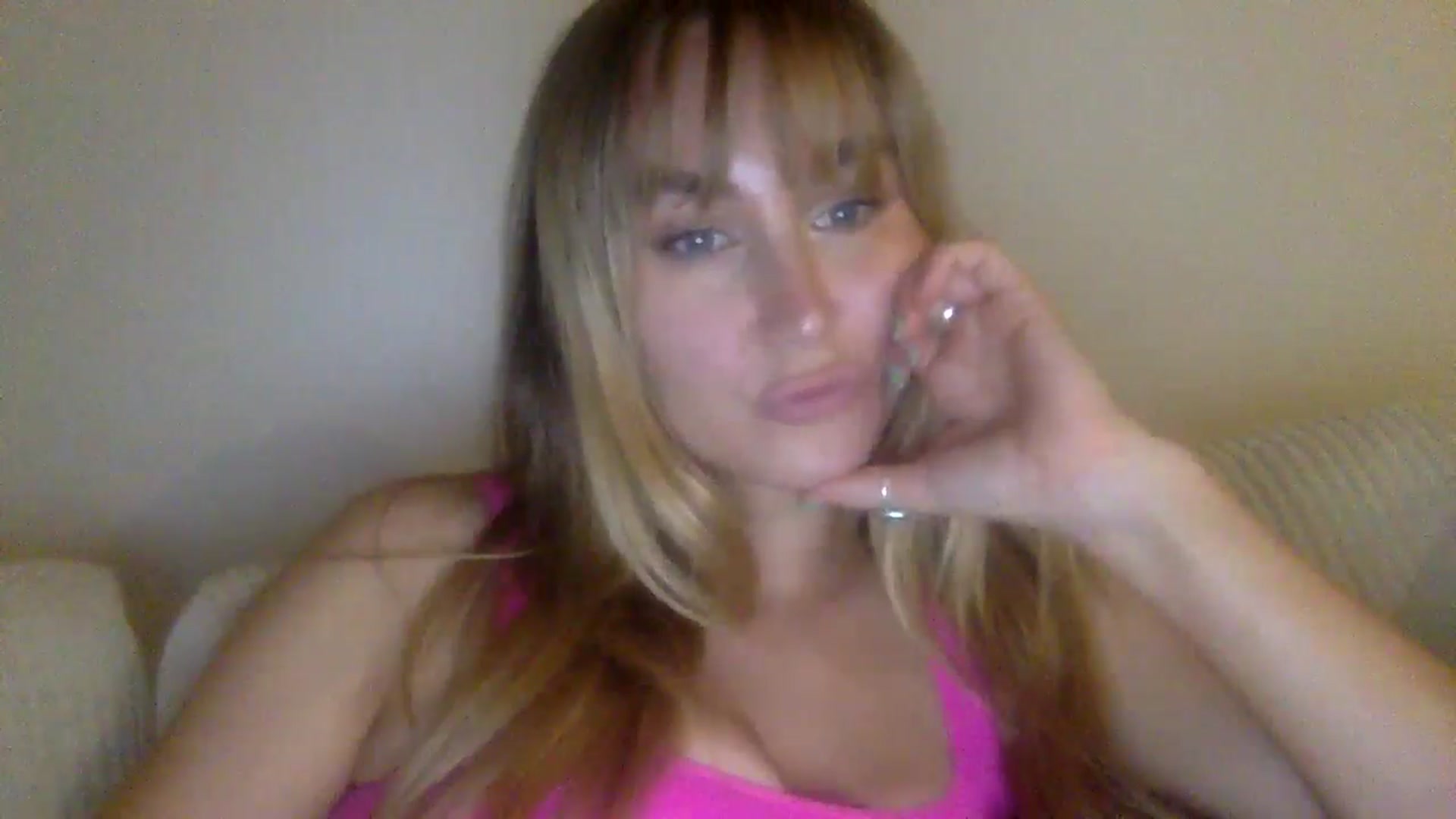 Gallery image thumbnail from lingerieyoga's myfreecams stream on, 09/23/2024, 03:22 image 6 of 20
