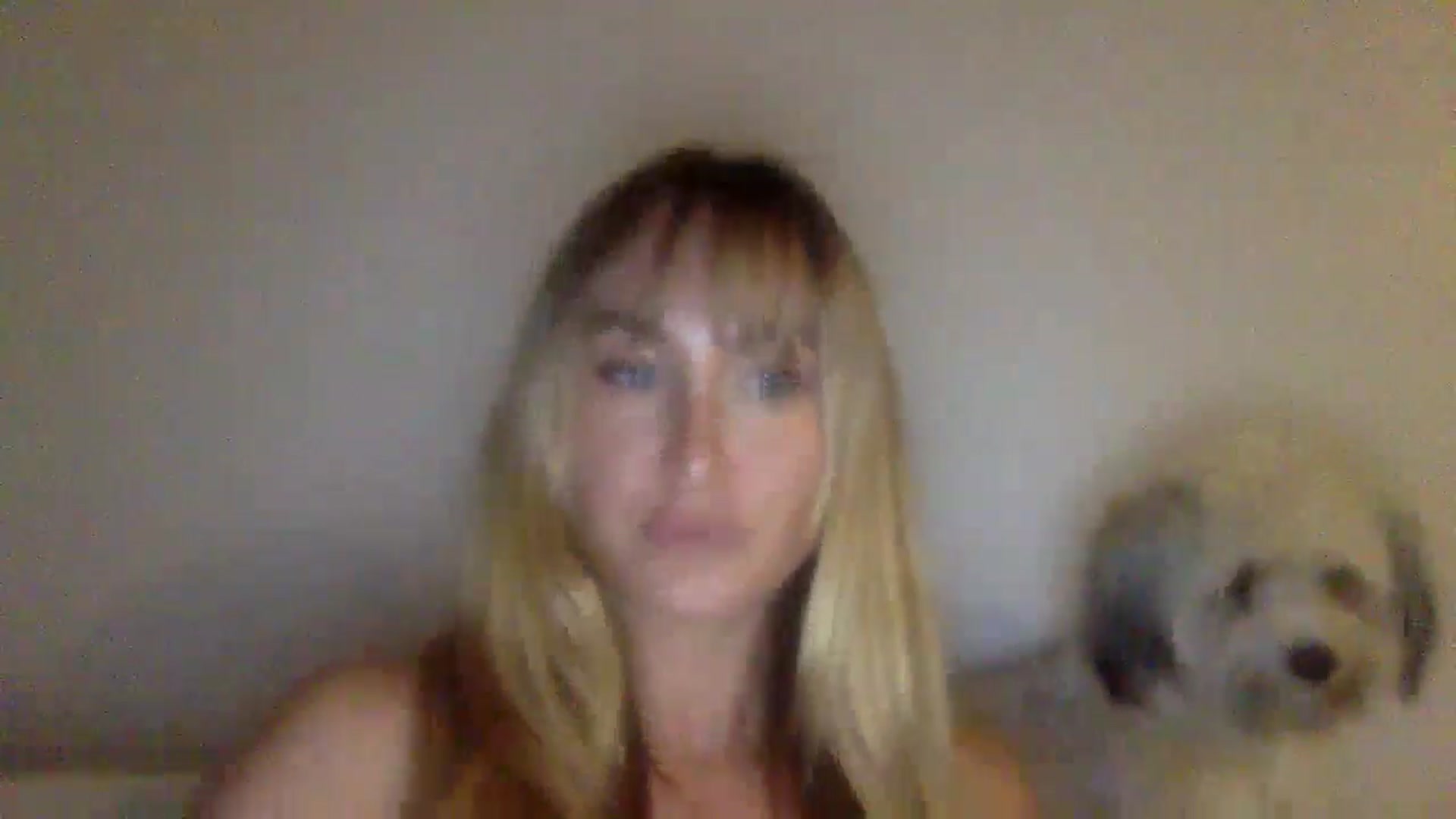 Gallery image thumbnail from lingerieyoga's myfreecams stream on, 09/23/2024, 03:22 image 10 of 20