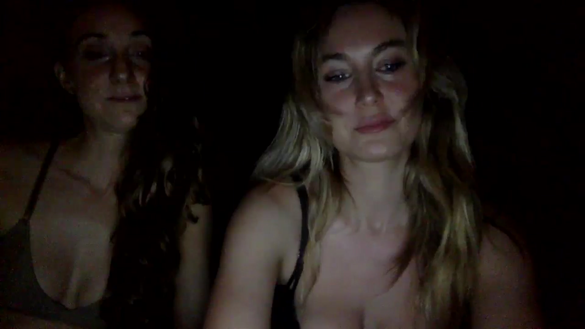 Gallery image thumbnail from lingerieyoga's myfreecams stream on, 03/16/2025, 07:36 image 5 of 20