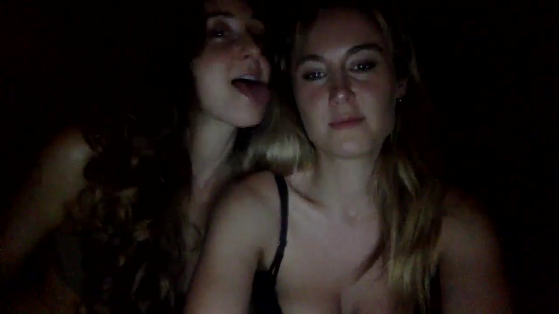 Gallery image thumbnail from lingerieyoga's myfreecams stream on, 03/16/2025, 07:36 image 12 of 20