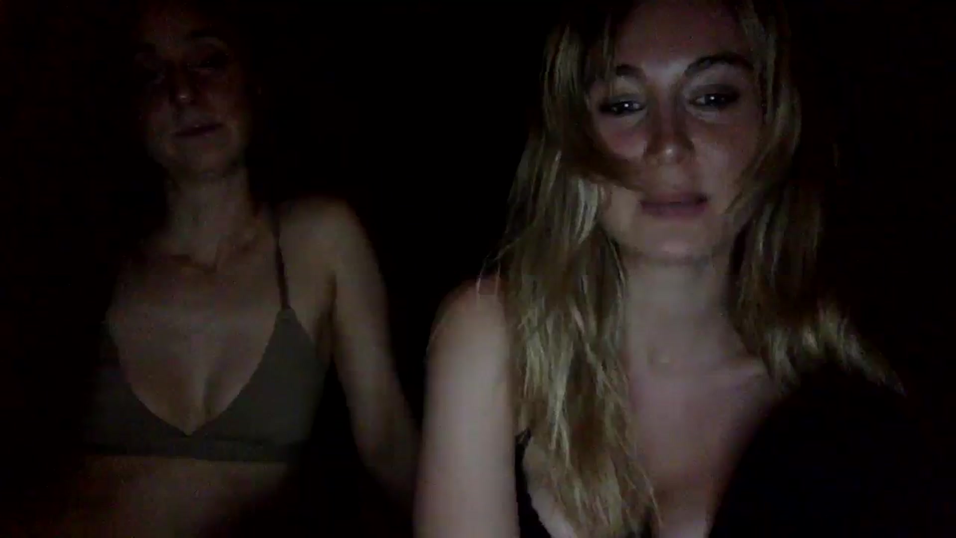 Gallery image thumbnail from lingerieyoga's myfreecams stream on, 03/16/2025, 07:36 image 19 of 20