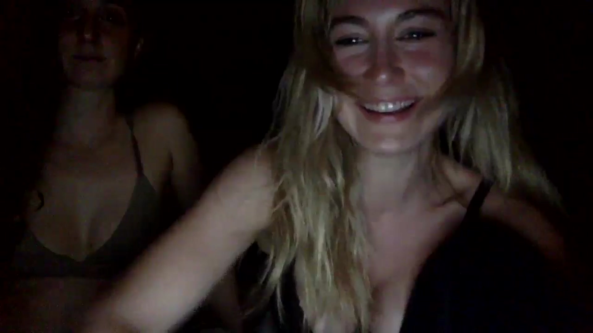 Gallery image thumbnail from lingerieyoga's myfreecams stream on, 03/16/2025, 07:36 image 18 of 20
