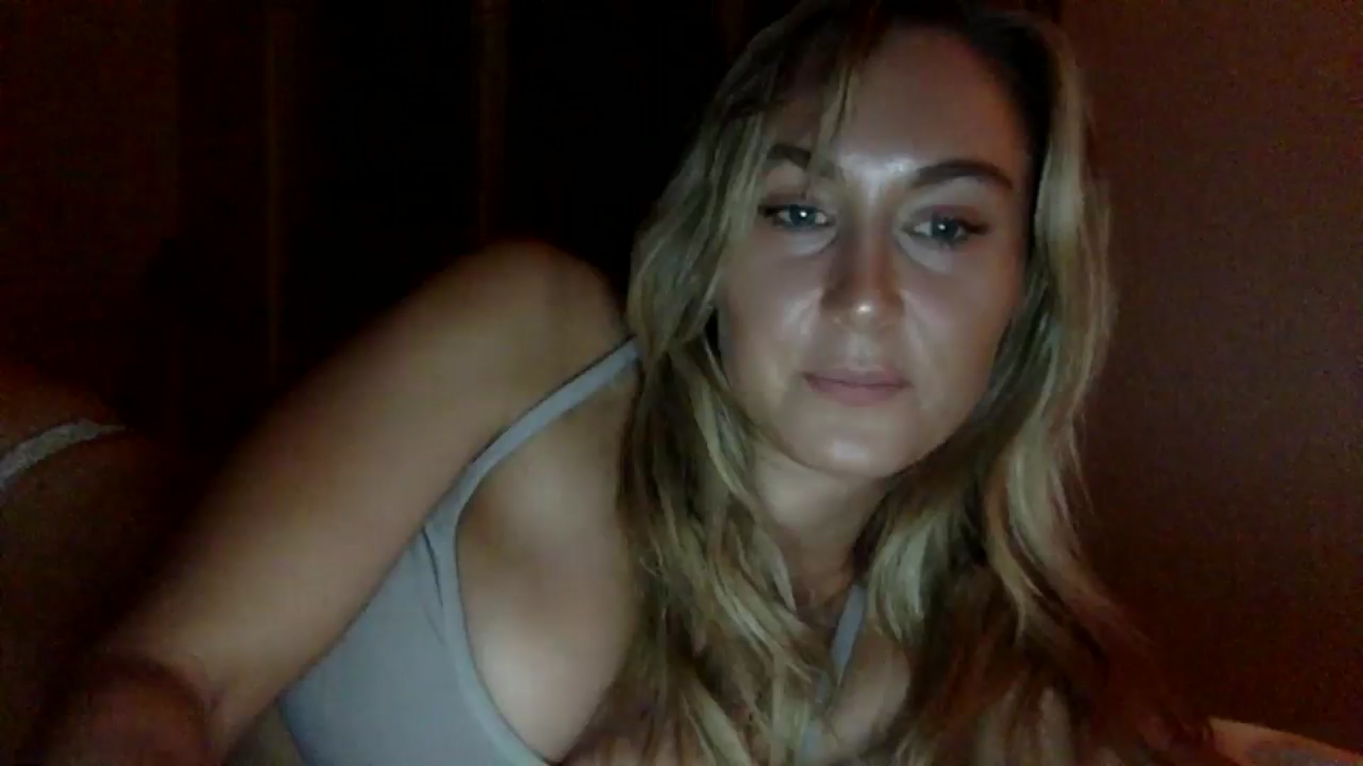 Gallery image thumbnail from lingerieyoga's myfreecams stream on, 03/24/2025, 05:34 image 1 of 20