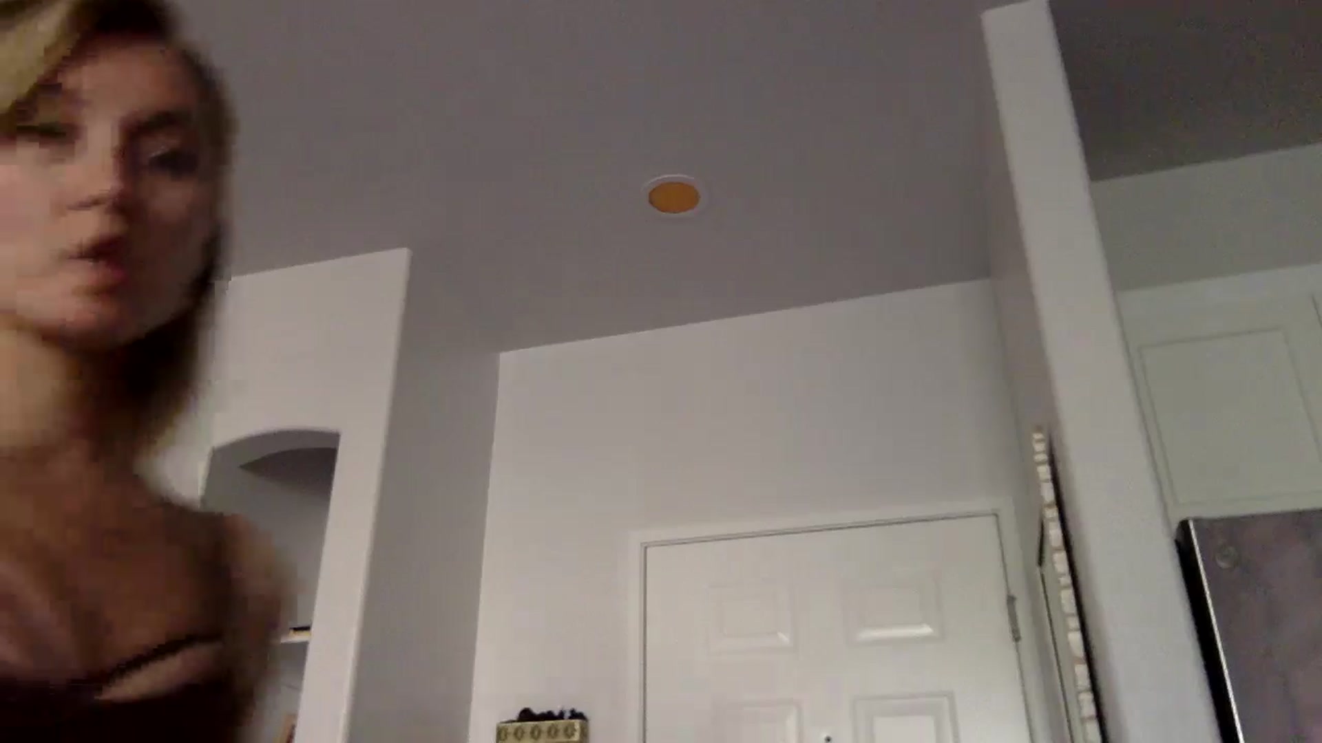 Gallery image thumbnail from lingerieyoga's myfreecams stream on, 04/23/2025, 24:44 image 13 of 20
