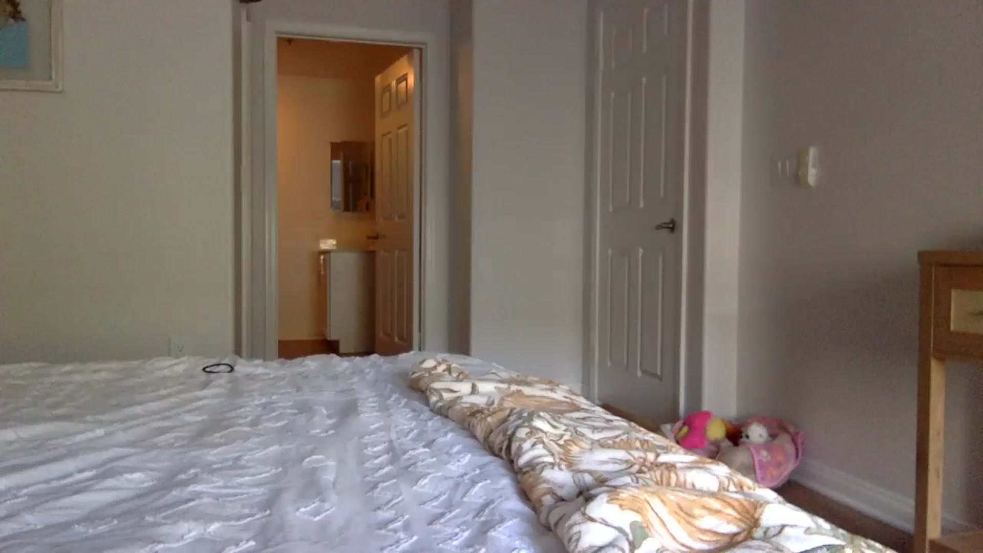 Gallery image thumbnail from lingerieyoga's myfreecams stream on, 05/14/2025, 22:07 image 1 of 20