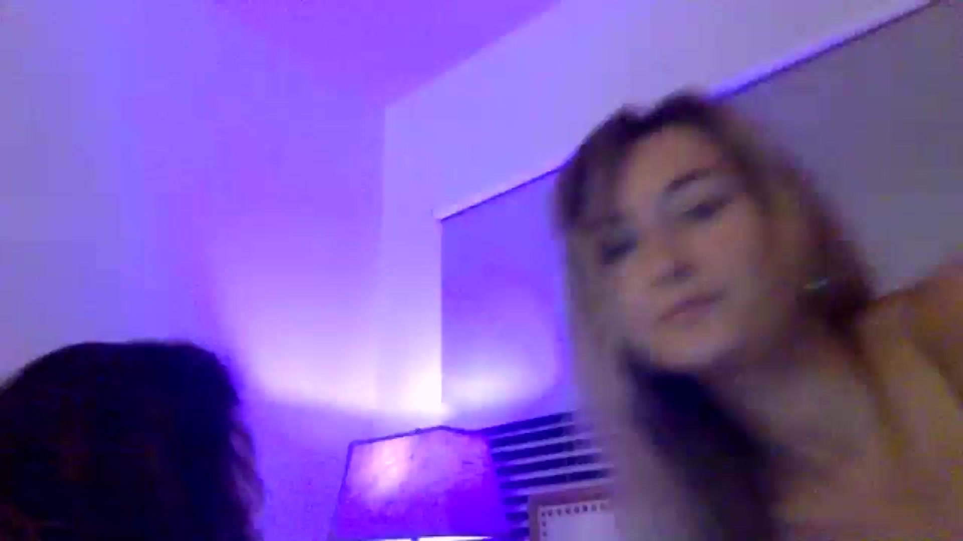 Gallery image thumbnail from lingerieyoga's myfreecams stream on, 05/19/2025, 04:30 image 1 of 20