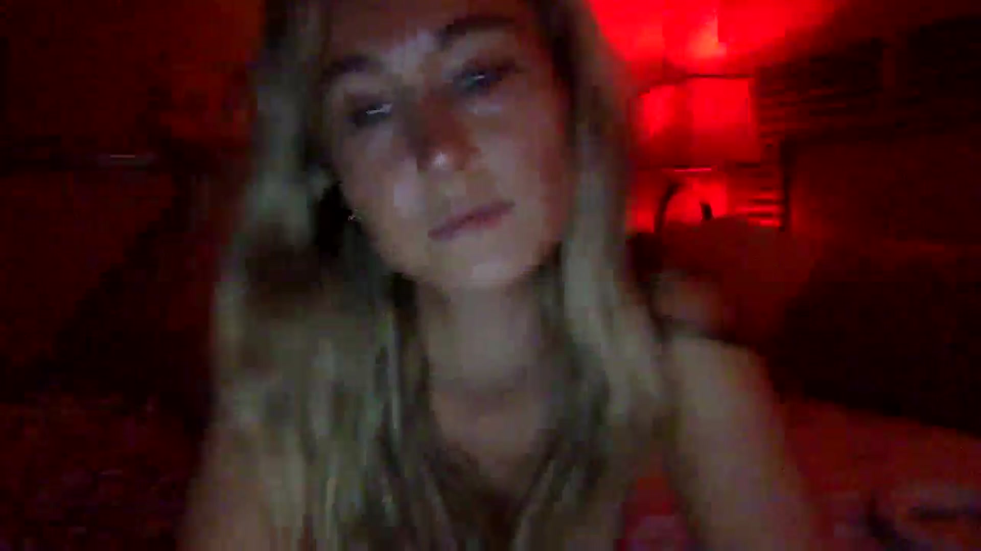 Gallery image thumbnail from lingerieyoga's myfreecams stream on, 05/29/2025, 05:36 image 14 of 20