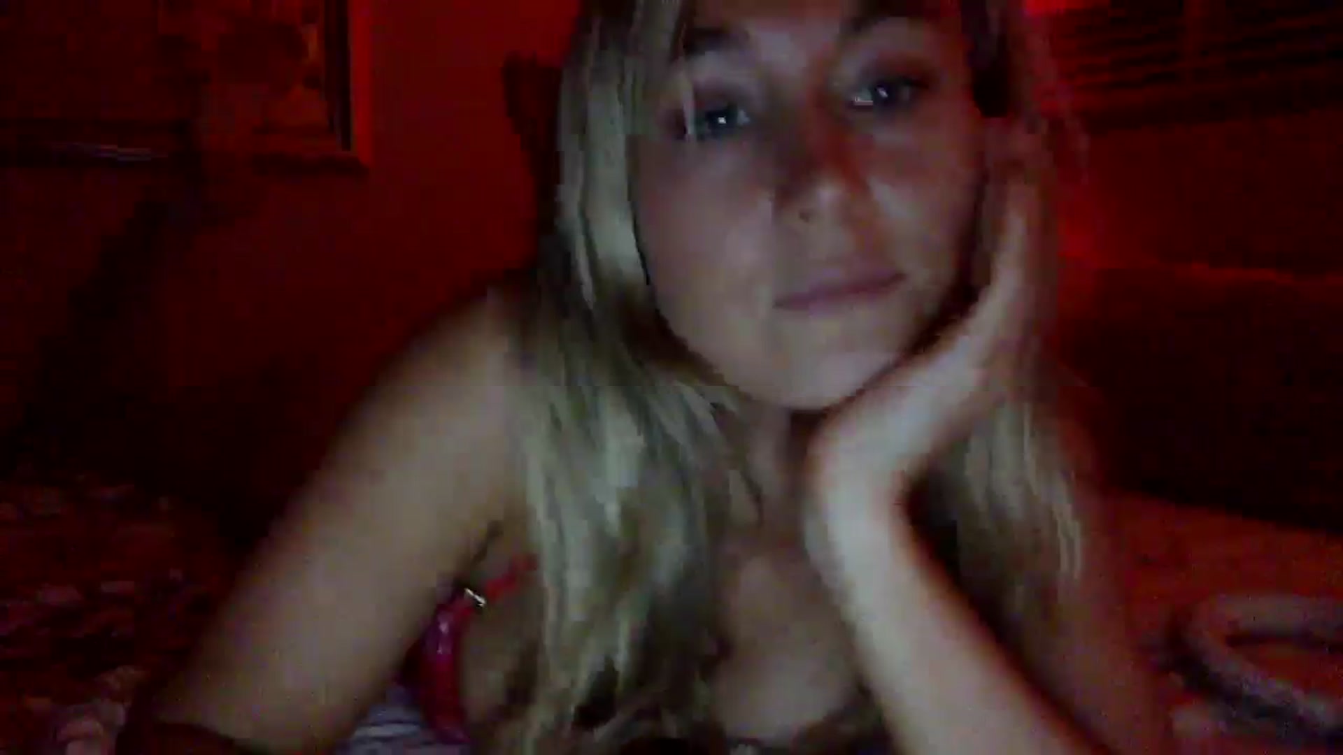 Gallery image thumbnail from lingerieyoga's myfreecams stream on, 05/29/2025, 05:36 image 12 of 20