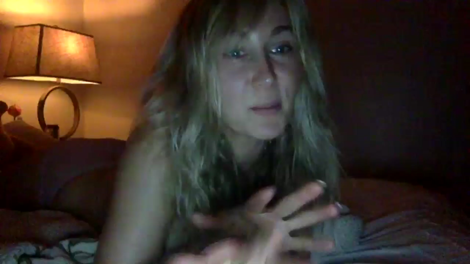 Gallery image thumbnail from lingerieyoga's myfreecams stream on, 07/07/2025, 05:33 image 1 of 20