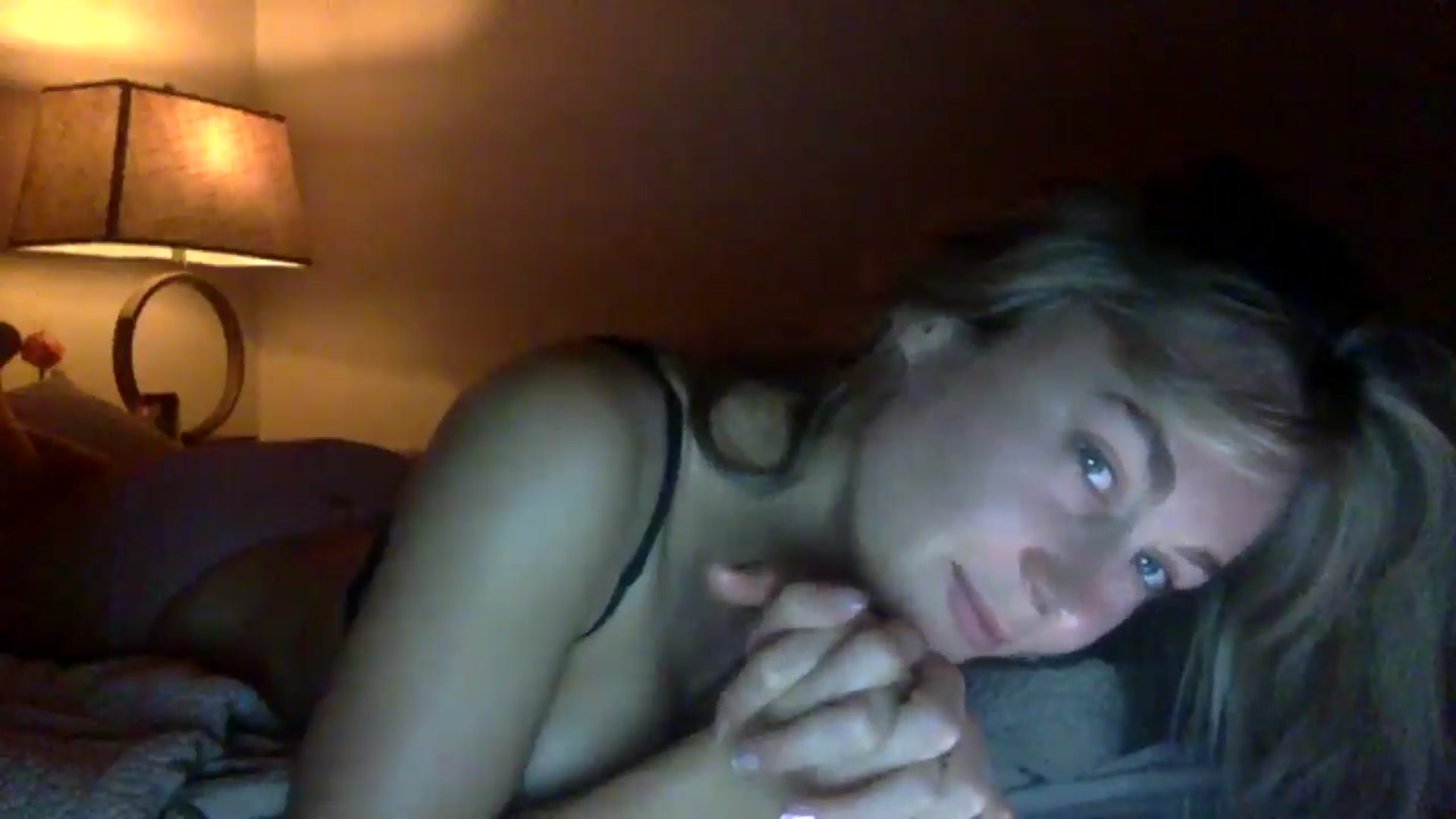 Gallery image thumbnail from lingerieyoga's myfreecams stream on, 07/07/2025, 05:33 image 9 of 20