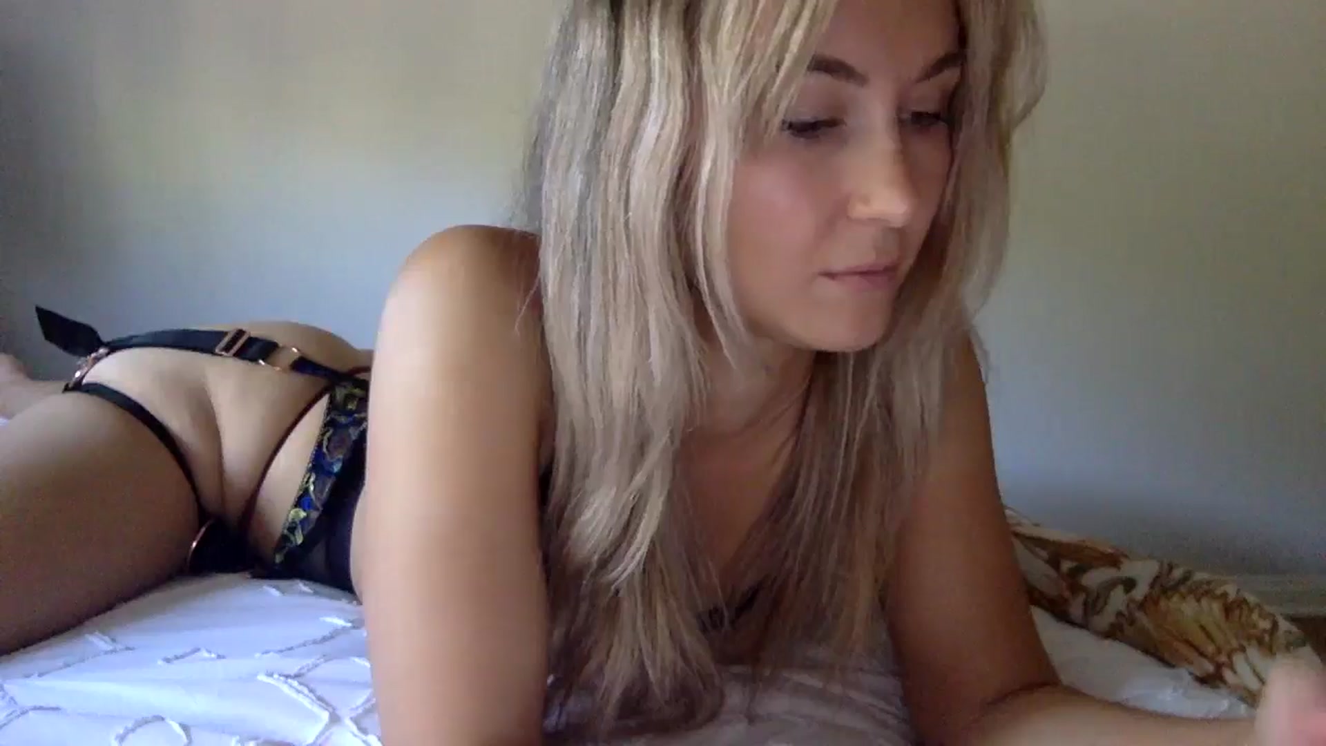 Gallery image thumbnail from lingerieyoga's myfreecams stream on, 07/23/2025, 22:10 image 18 of 20
