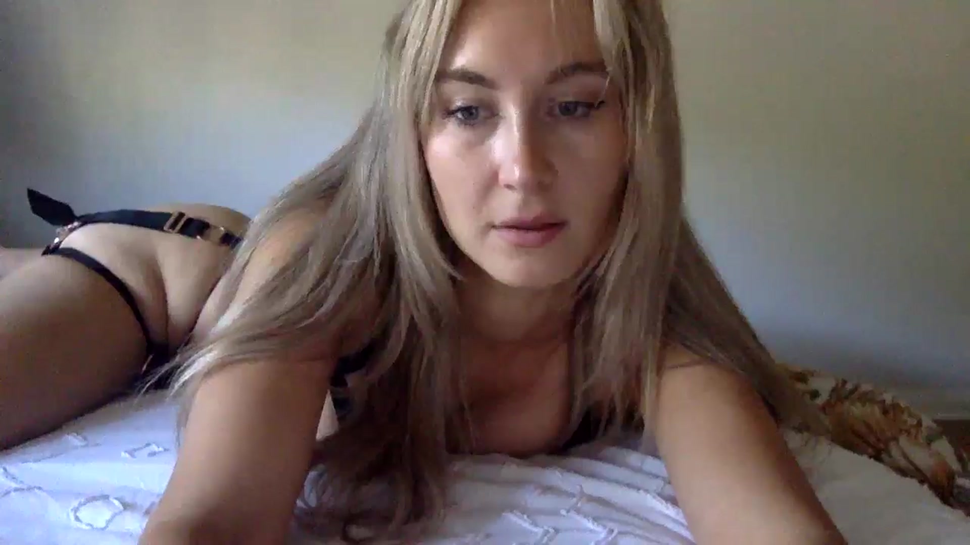 Gallery image thumbnail from lingerieyoga's myfreecams stream on, 07/23/2025, 22:10 image 13 of 20
