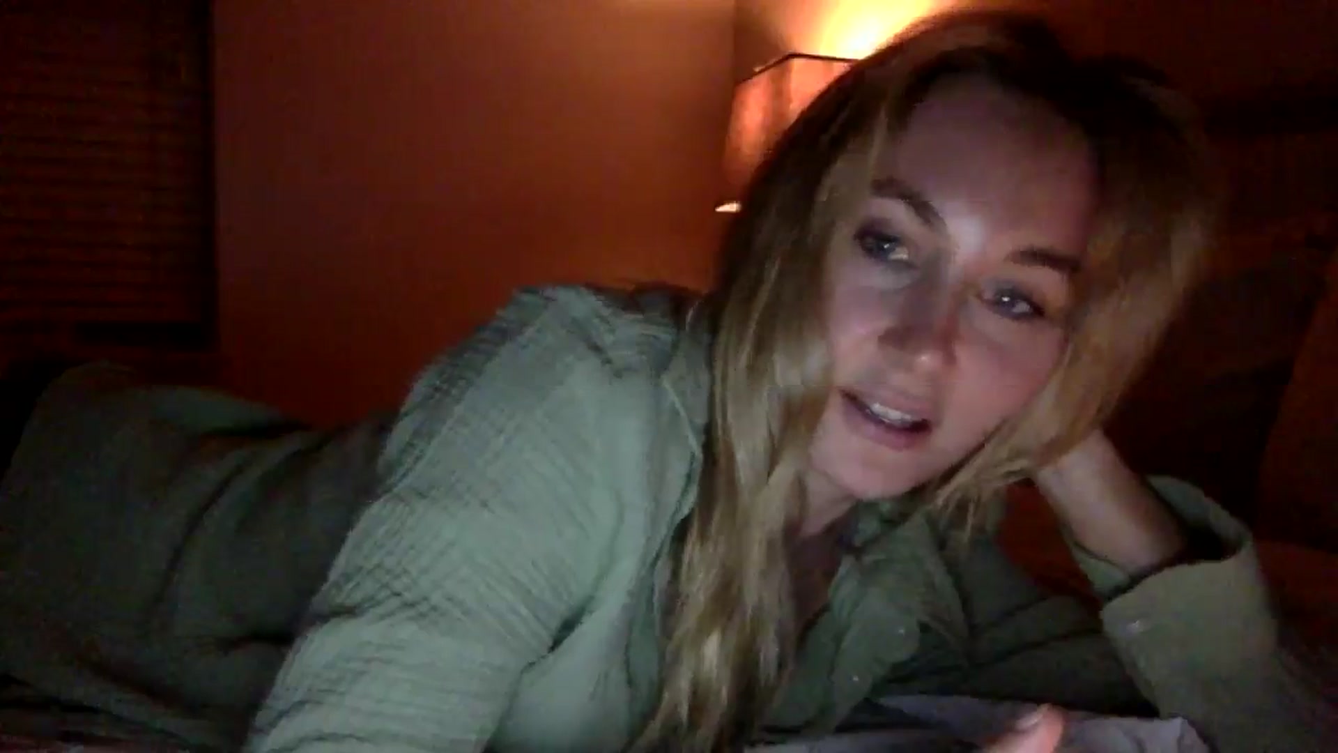 Gallery image thumbnail from lingerieyoga's myfreecams stream on, 09/11/2025, 05:40 image 2 of 20