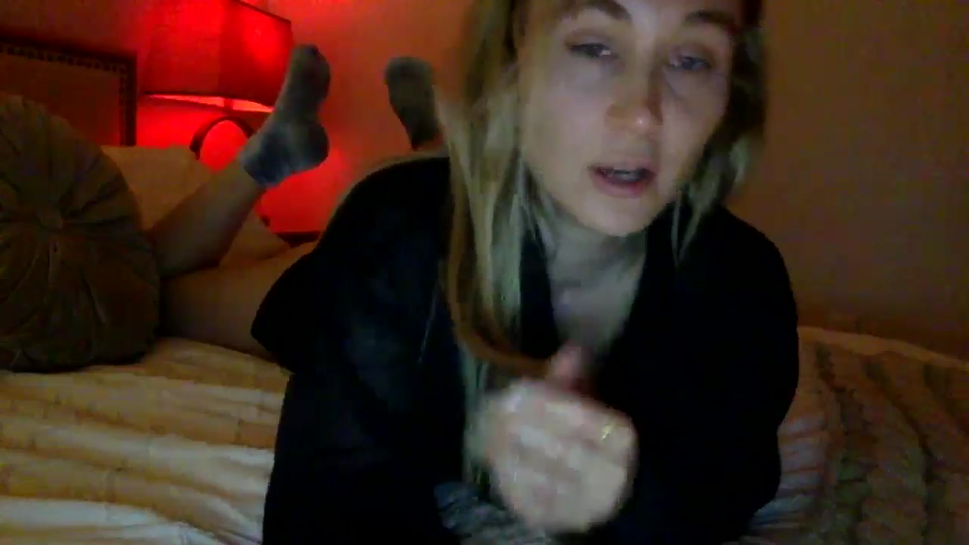 Gallery image thumbnail from lingerieyoga's myfreecams stream on, 09/21/2025, 06:36 image 10 of 20