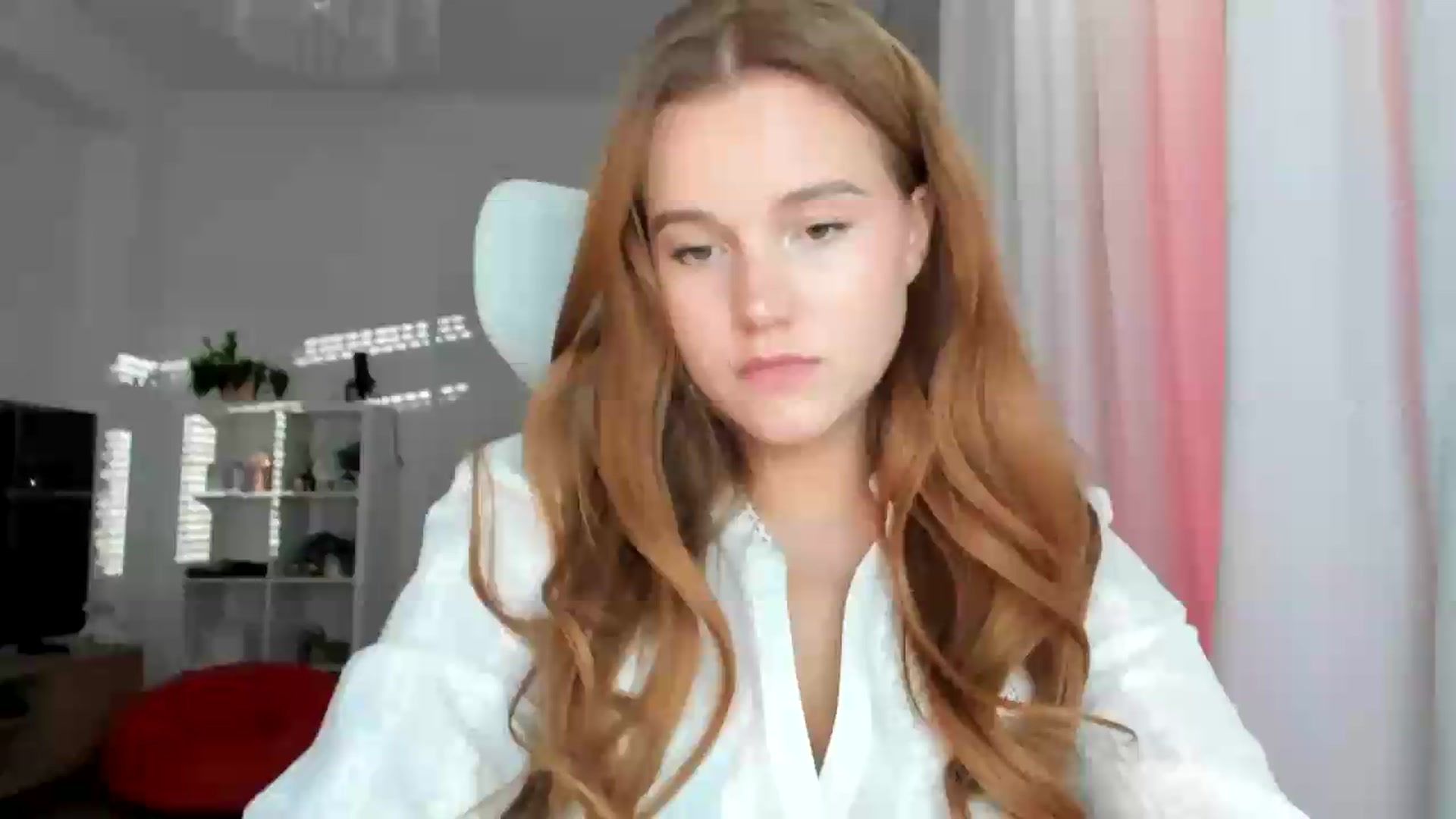 Gallery image thumbnail from lisa_lisa's myfreecams stream on, 08/29/2026, 16:55 image 6 of 20