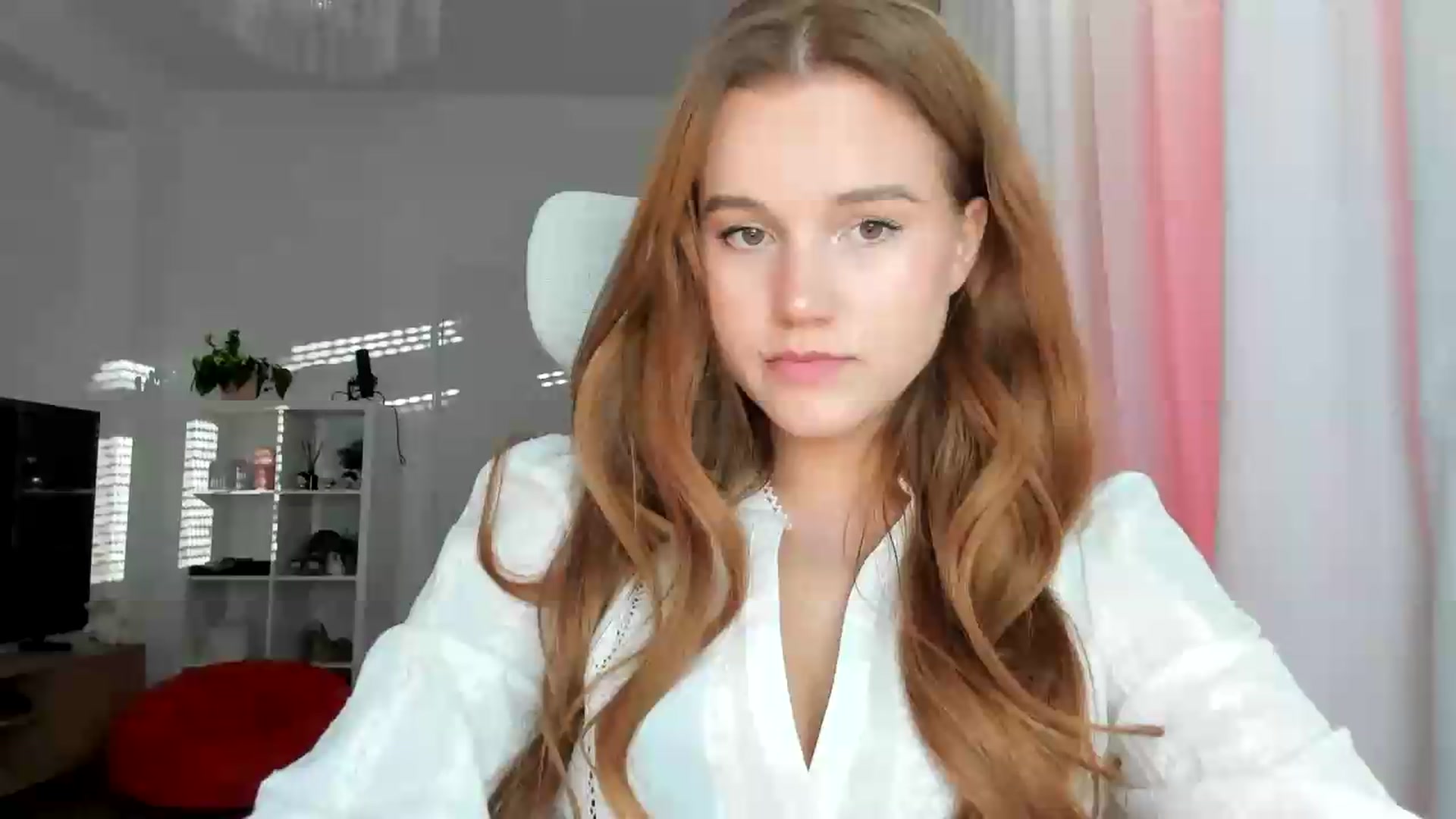 Gallery image thumbnail from lisa_lisa's myfreecams stream on, 08/29/2026, 16:55 image 1 of 20
