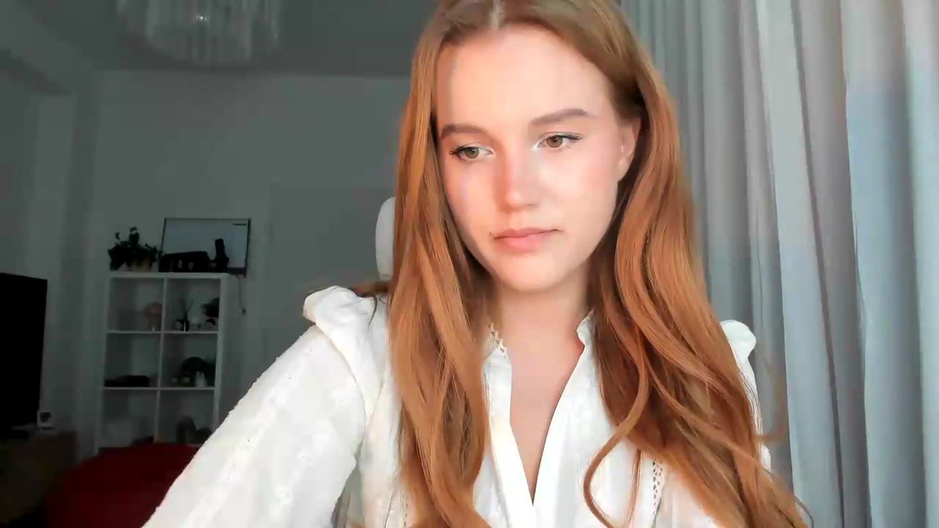 Gallery image thumbnail from lisa_lisa's myfreecams stream on, 09/01/2026, 17:31 image 3 of 20