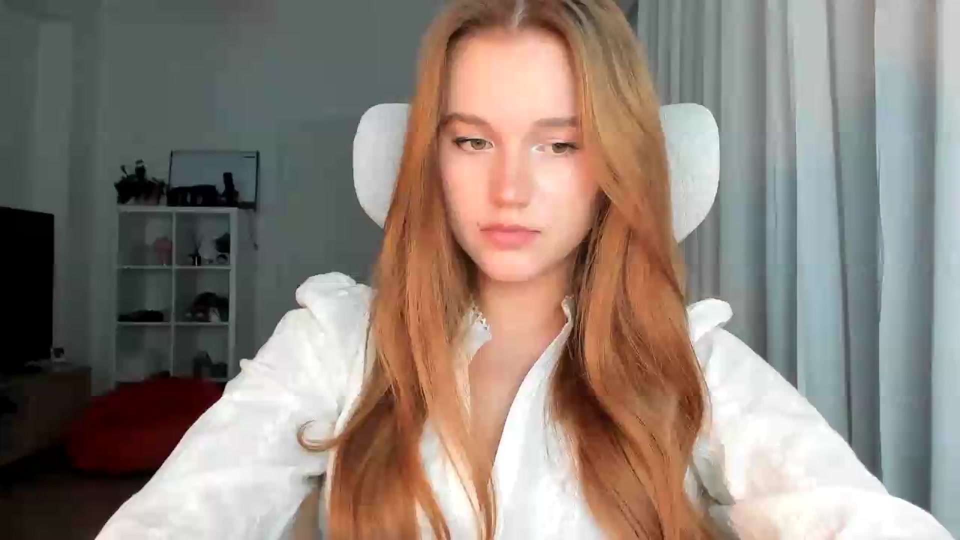 Gallery image thumbnail from lisa_lisa's myfreecams stream on, 09/01/2026, 19:04 image 1 of 20