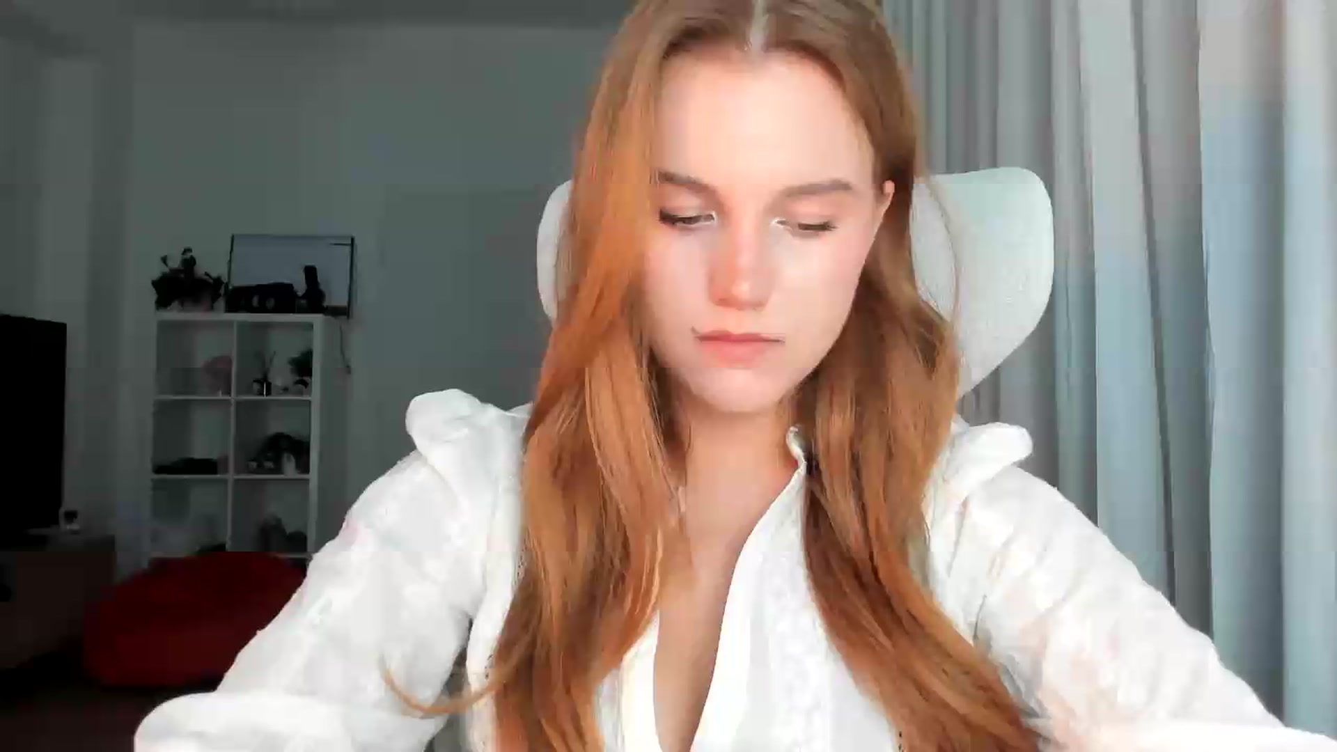 Gallery image thumbnail from lisa_lisa's myfreecams stream on, 09/01/2026, 19:04 image 9 of 20