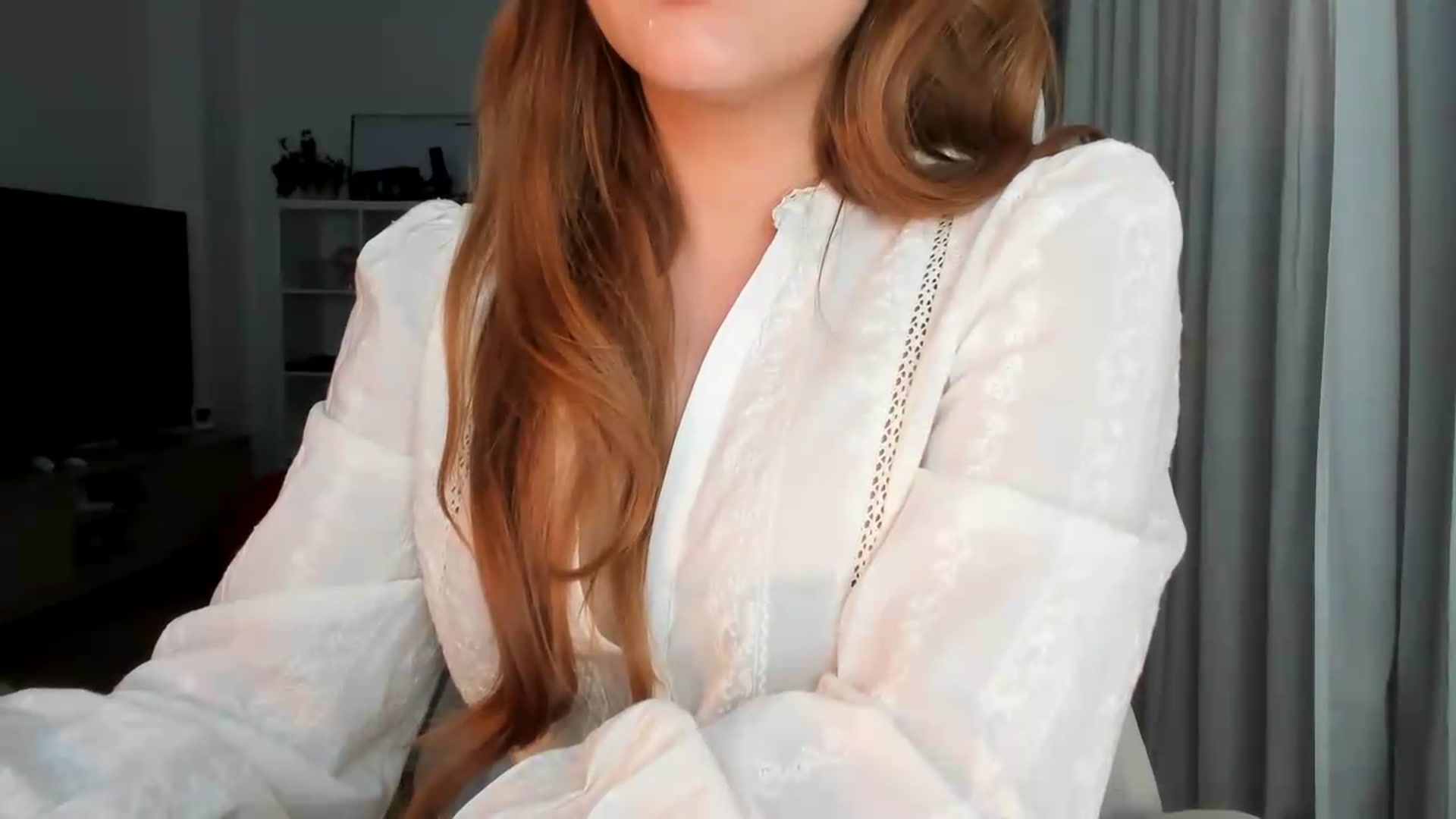 Gallery image thumbnail from lisa_lisa's myfreecams stream on, 09/01/2026, 20:44 image 11 of 20