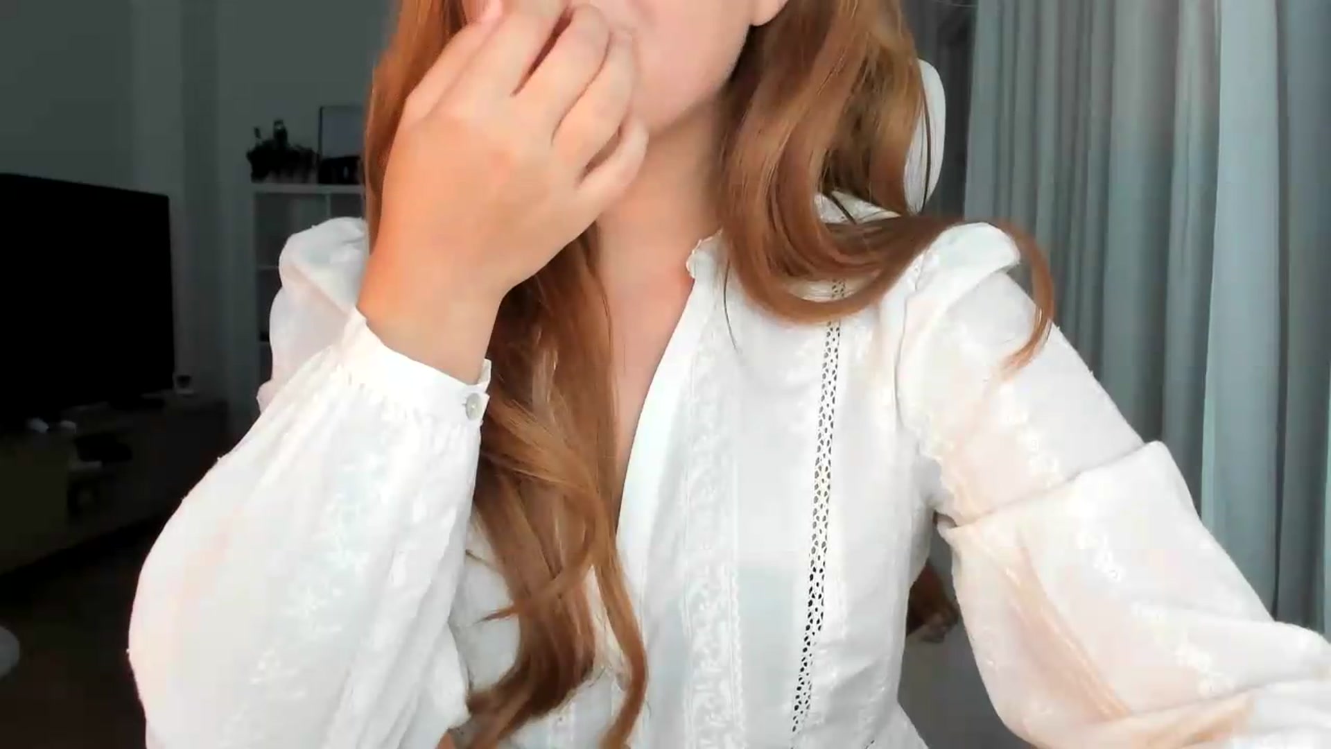 Gallery image thumbnail from lisa_lisa's myfreecams stream on, 09/01/2026, 20:44 image 8 of 20