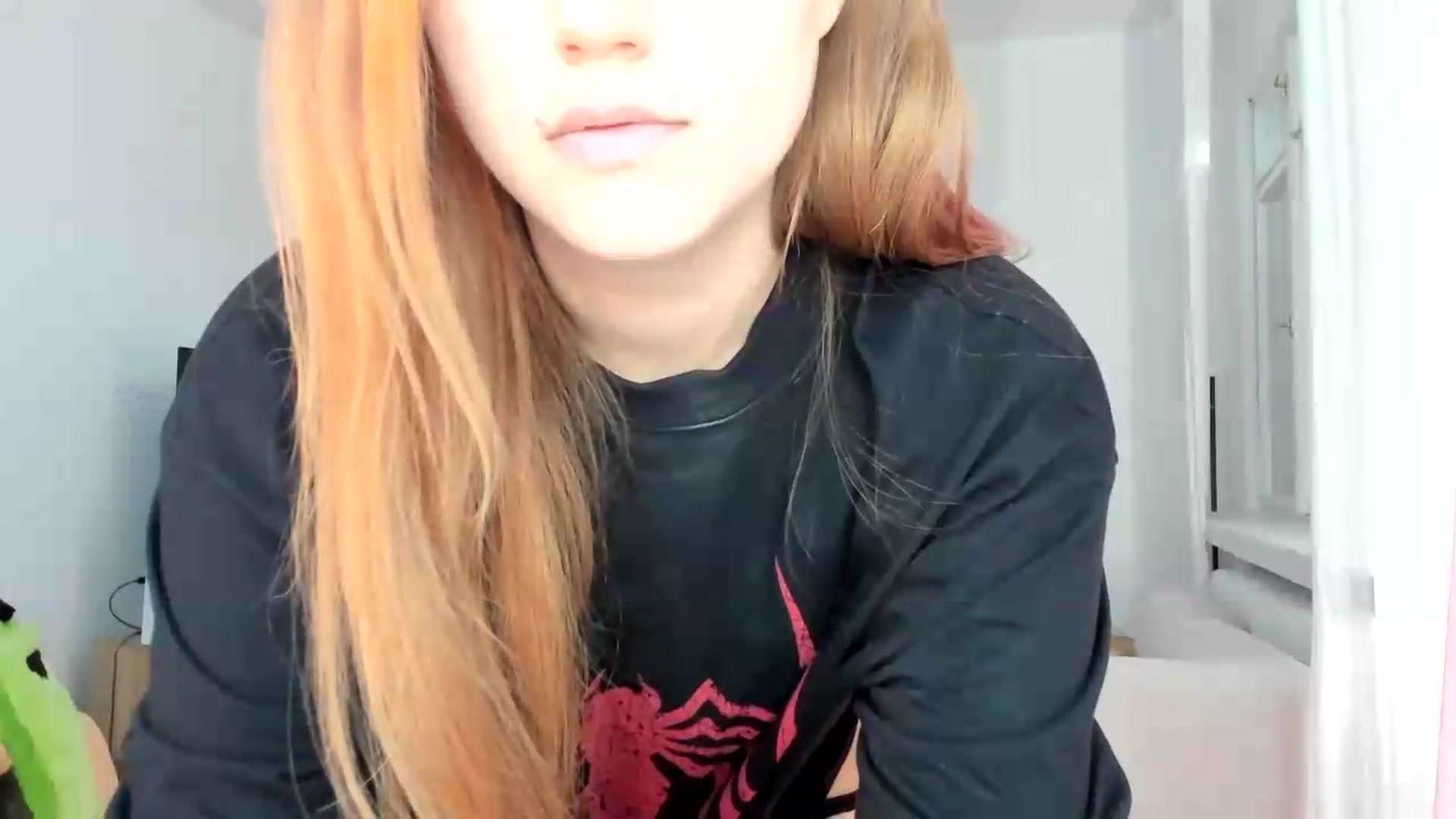 Gallery image thumbnail from lisa_lisa's myfreecams stream on, 09/19/2026, 15:19 image 3 of 20