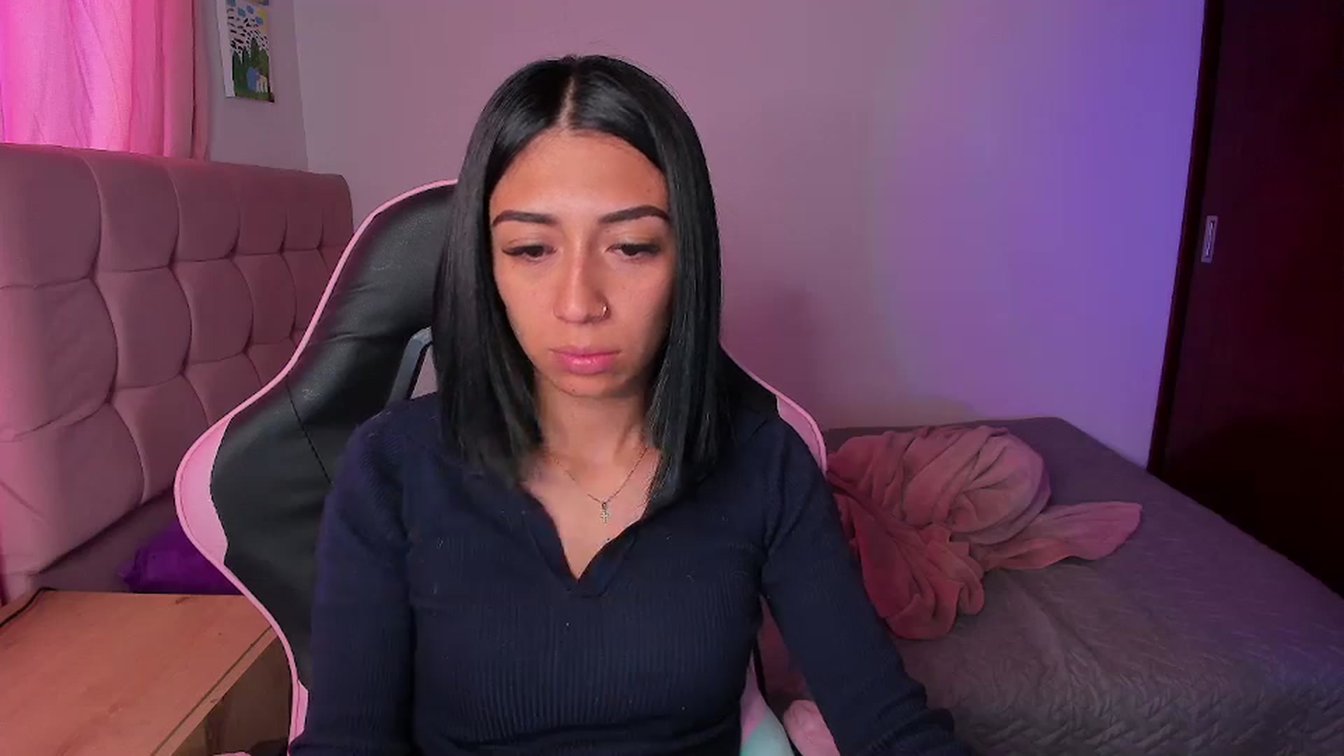 Gallery image thumbnail from lissameeow's myfreecams stream on, 04/11/2026, 12:59 image 10 of 20