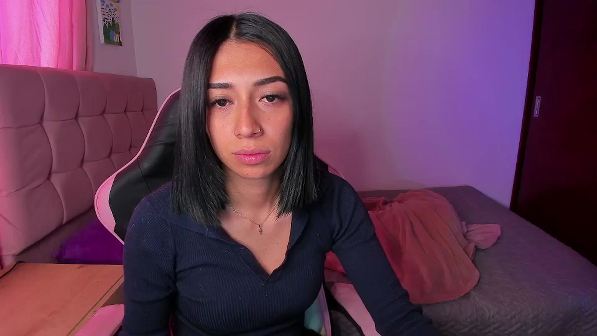 Gallery image thumbnail from lissameeow's myfreecams stream on, 04/11/2026, 12:59 image 15 of 20