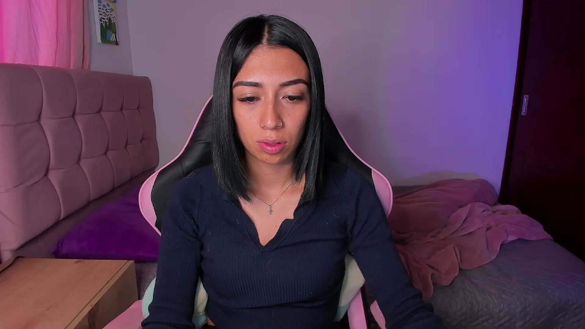 Gallery image thumbnail from lissameeow's myfreecams stream on, 04/11/2026, 12:59 image 5 of 20
