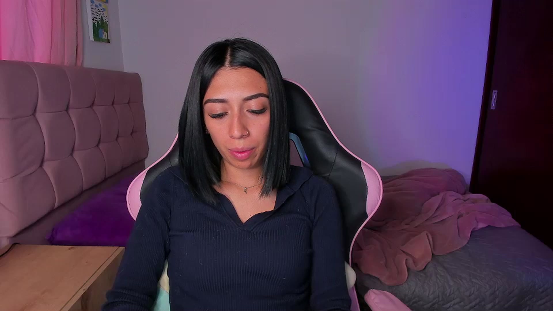 Gallery image thumbnail from lissameeow's myfreecams stream on, 04/11/2026, 12:59 image 2 of 20