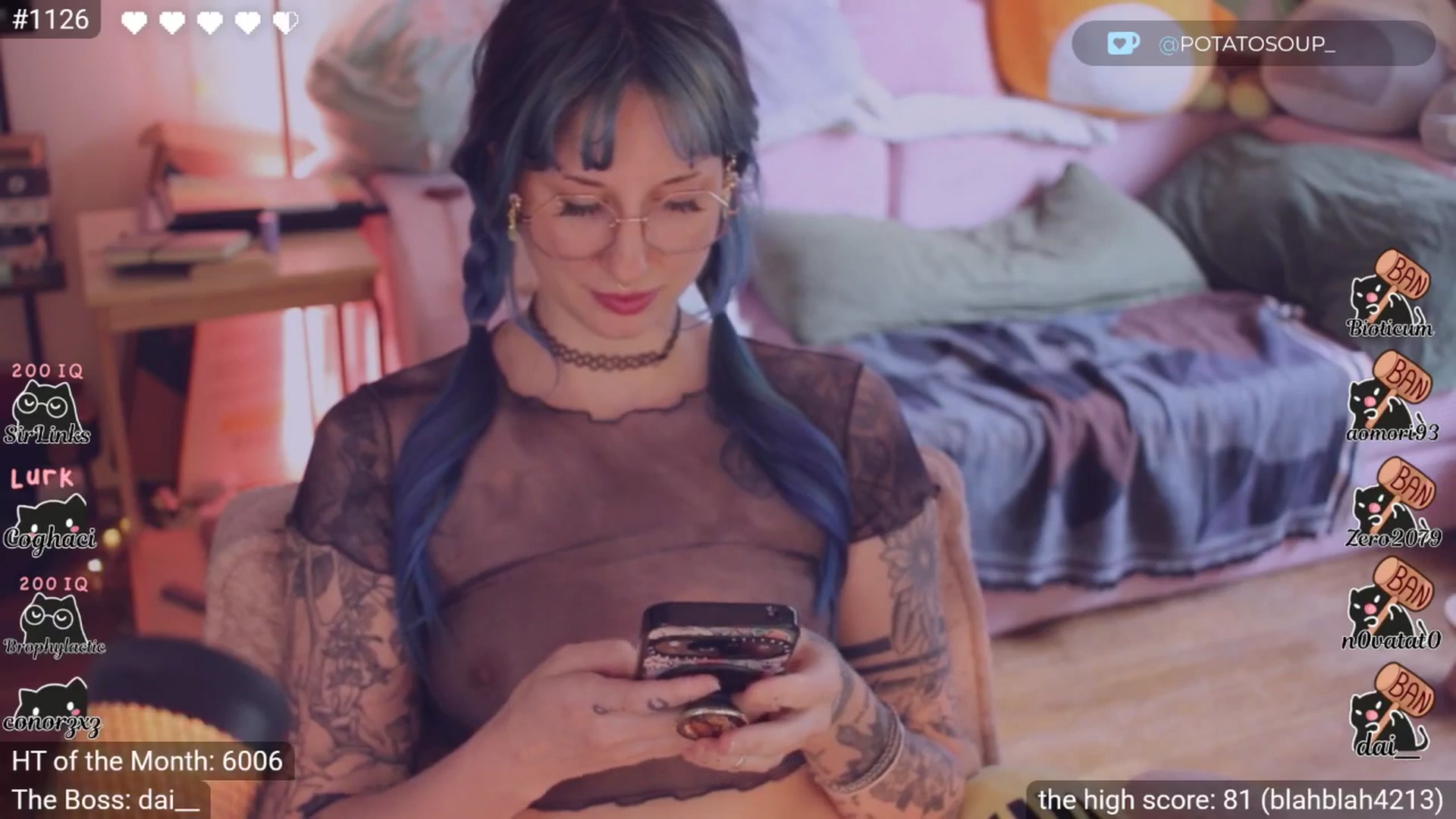Gallery image thumbnail from little_crow's myfreecams stream on, 02/28/2026, 20:02 image 13 of 20