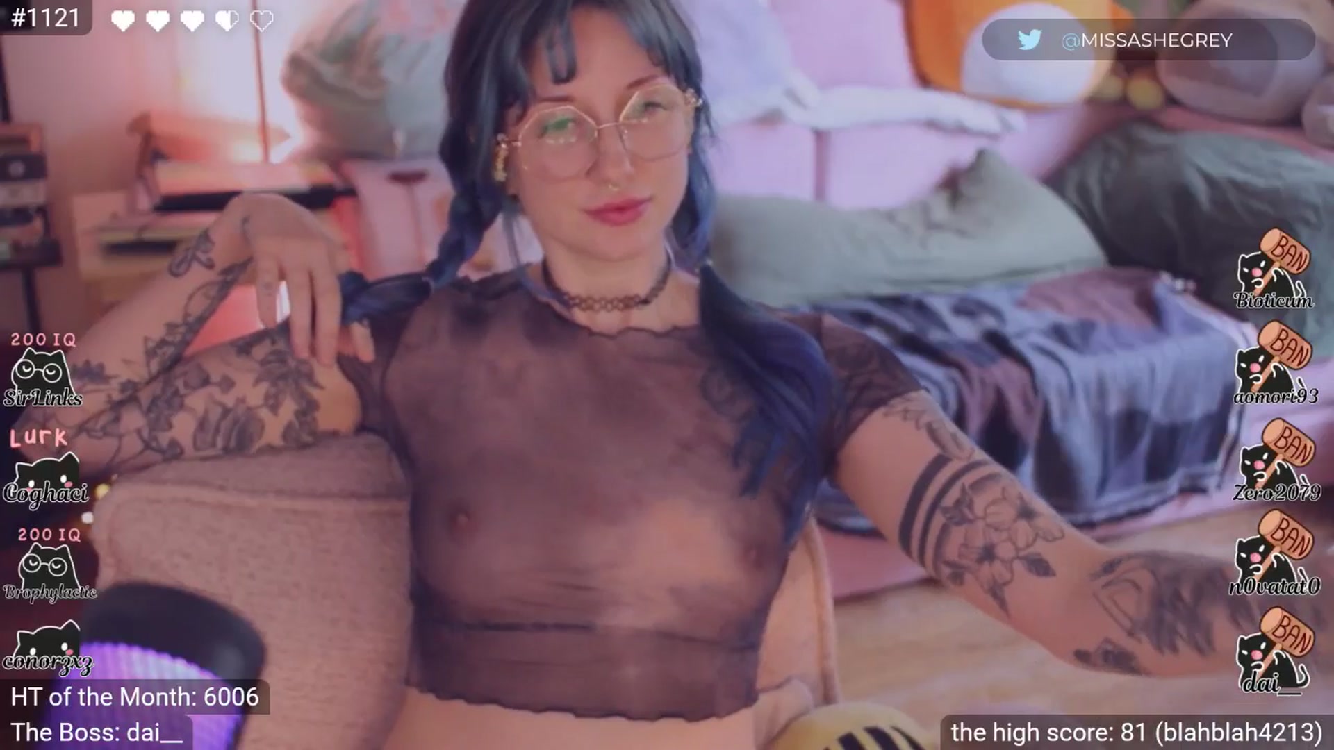 Gallery image thumbnail from little_crow's myfreecams stream on, 02/28/2026, 20:02 image 16 of 20