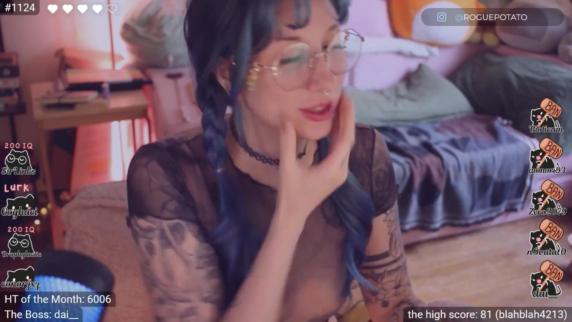 Gallery image thumbnail from little_crow's myfreecams stream on, 02/28/2026, 20:02 image 14 of 20