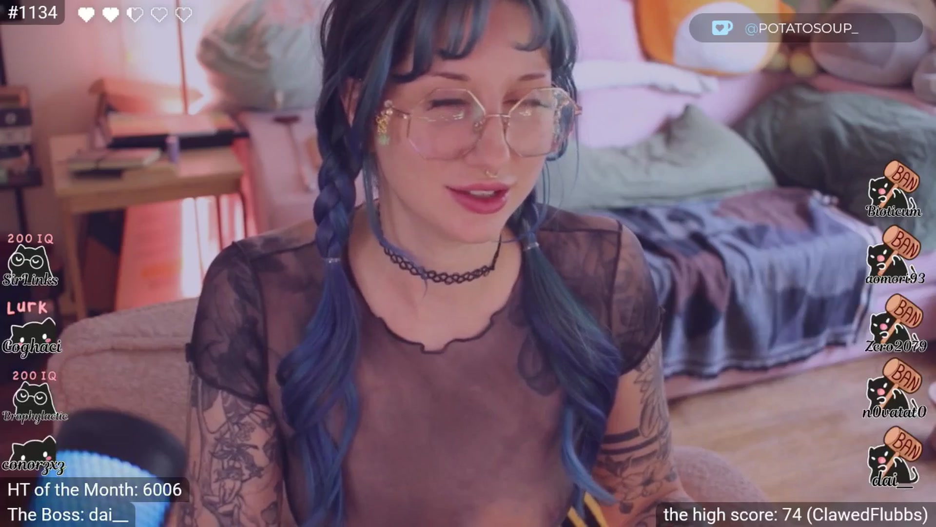 Gallery image thumbnail from little_crow's myfreecams stream on, 02/28/2026, 20:02 image 5 of 20