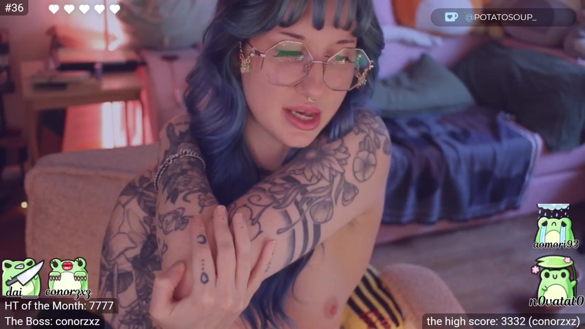 Gallery image thumbnail from little_crow's myfreecams stream on, 03/01/2026, 21:27 image 20 of 20