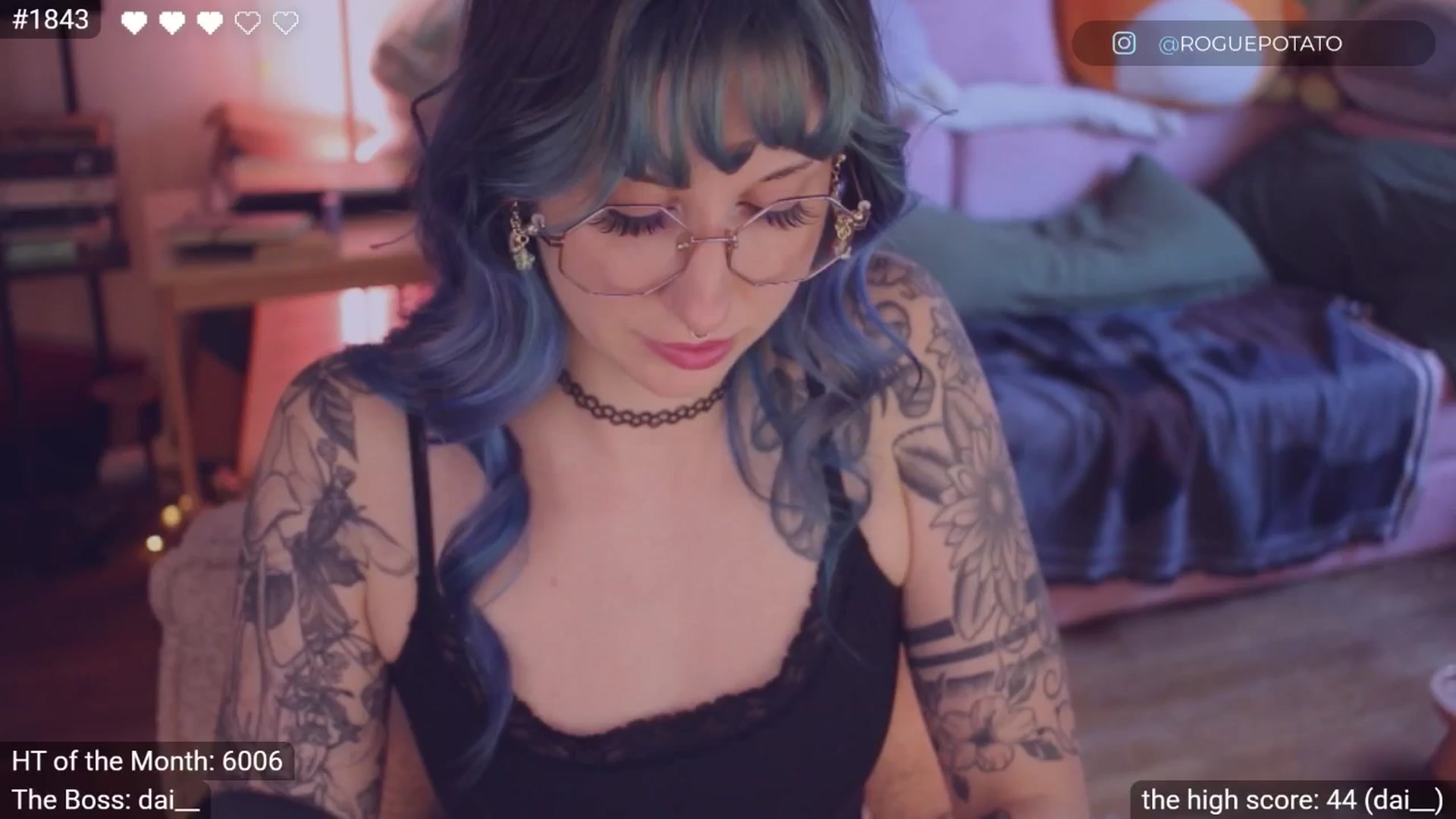 Gallery image thumbnail from little_crow's myfreecams stream on, 03/01/2026, 21:27 image 2 of 20