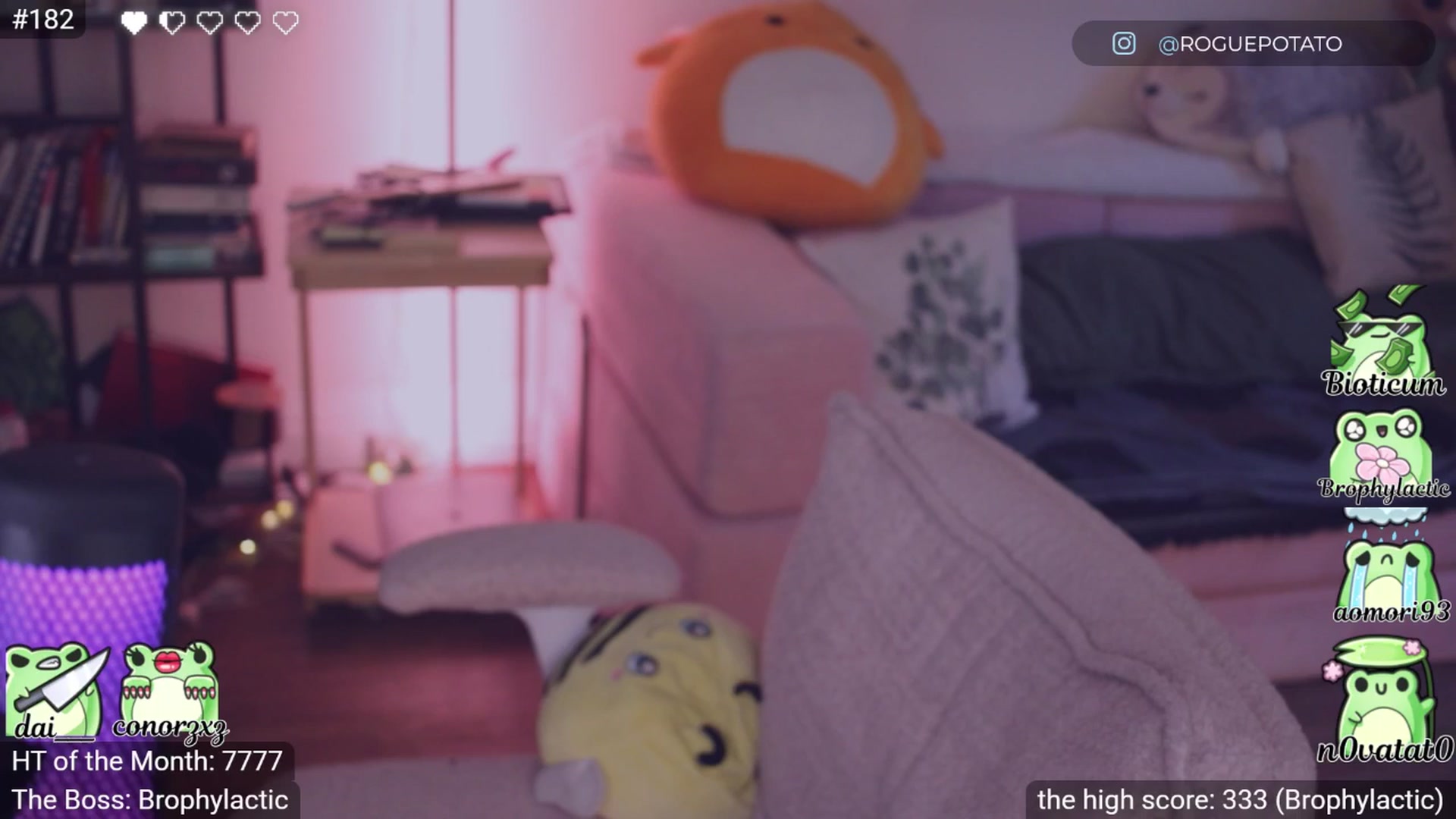 Gallery image thumbnail from little_crow's myfreecams stream on, 03/06/2026, 01:48 image 16 of 20