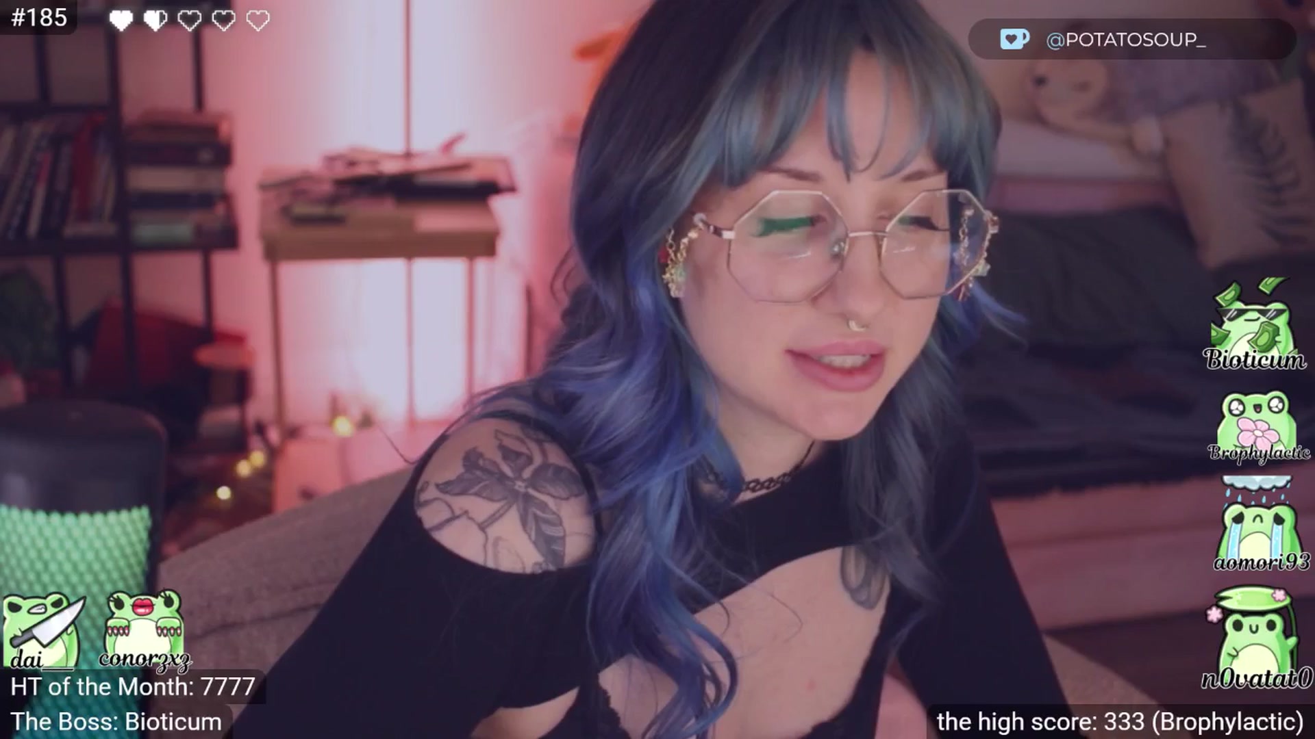 Gallery image thumbnail from little_crow's myfreecams stream on, 03/06/2026, 01:48 image 20 of 20